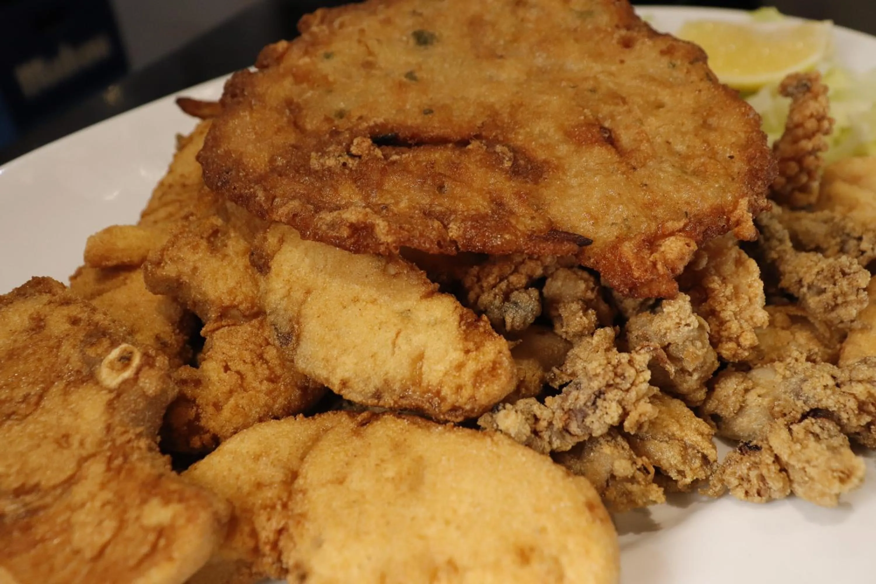 Food and drinks in Hostal Restaurante Benalup Golf