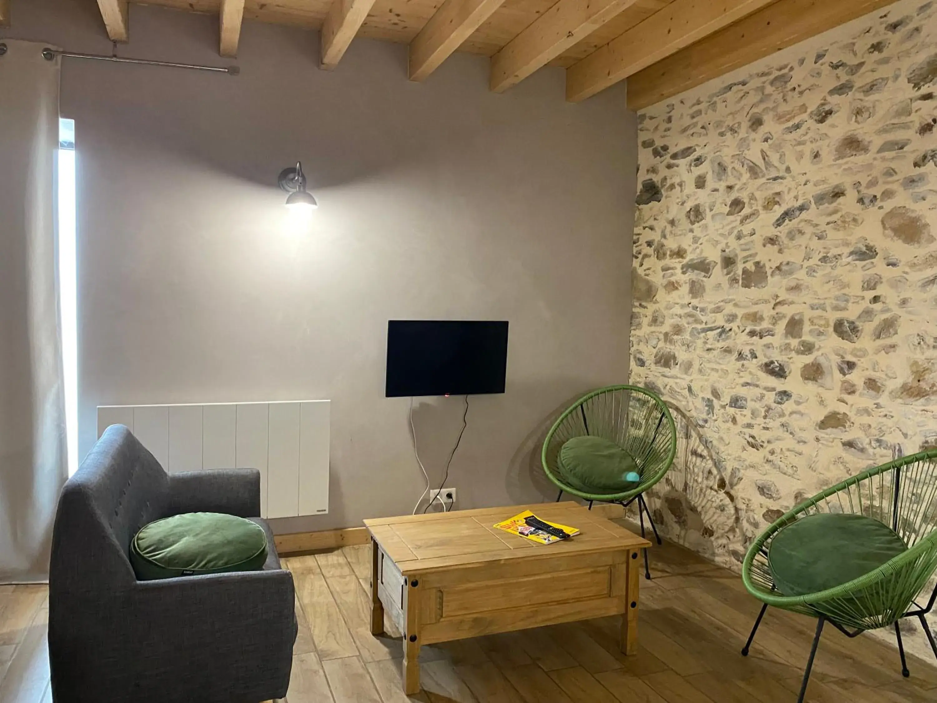 Family Room with Terrace in LA GRANDE THIBAUDIERE Family Room with Terrace in LA GRANDE THIBAUDIERE