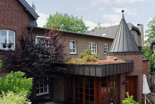 Facade/entrance in Hotel Josten