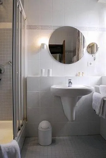 Bathroom in Hotel Josten