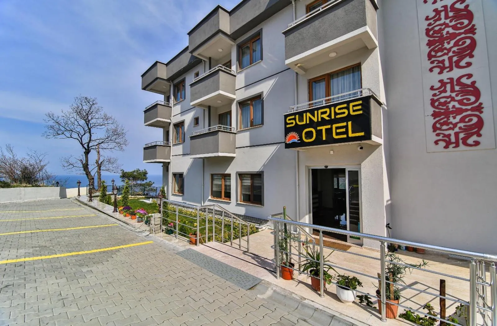 Facade/entrance in Amasra Sunrise Otel