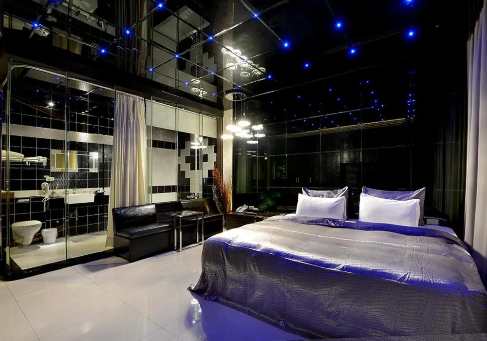 Photo of the whole room, Bed in Lakeview Homestay