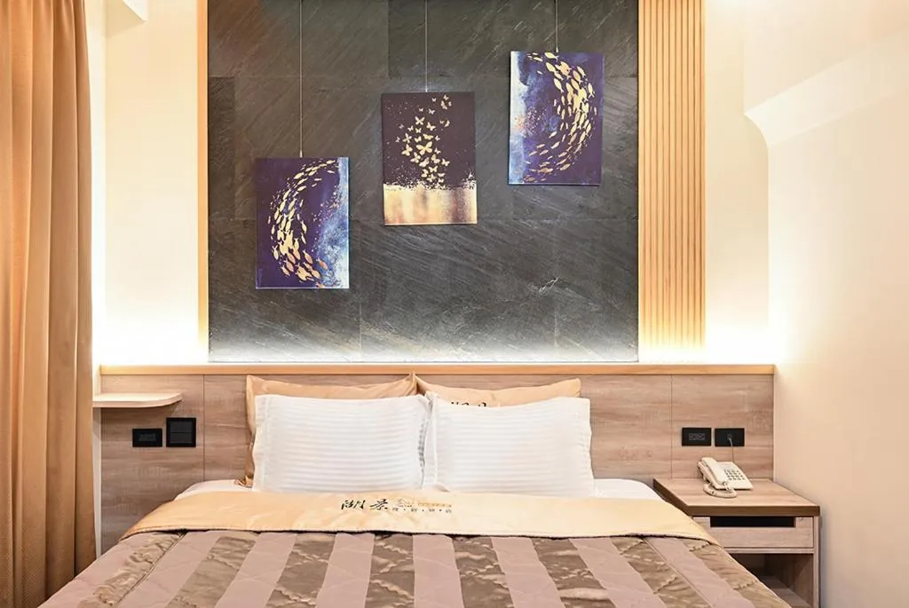 Photo of the whole room, Bed in Lakeview Homestay