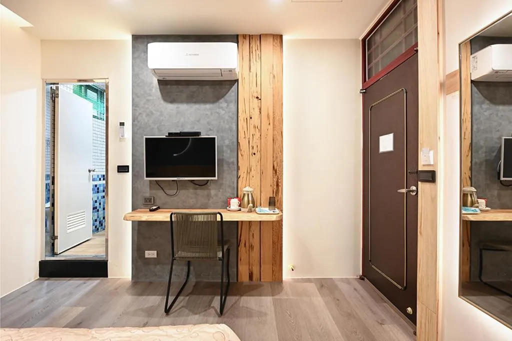 Photo of the whole room in Lakeview Homestay