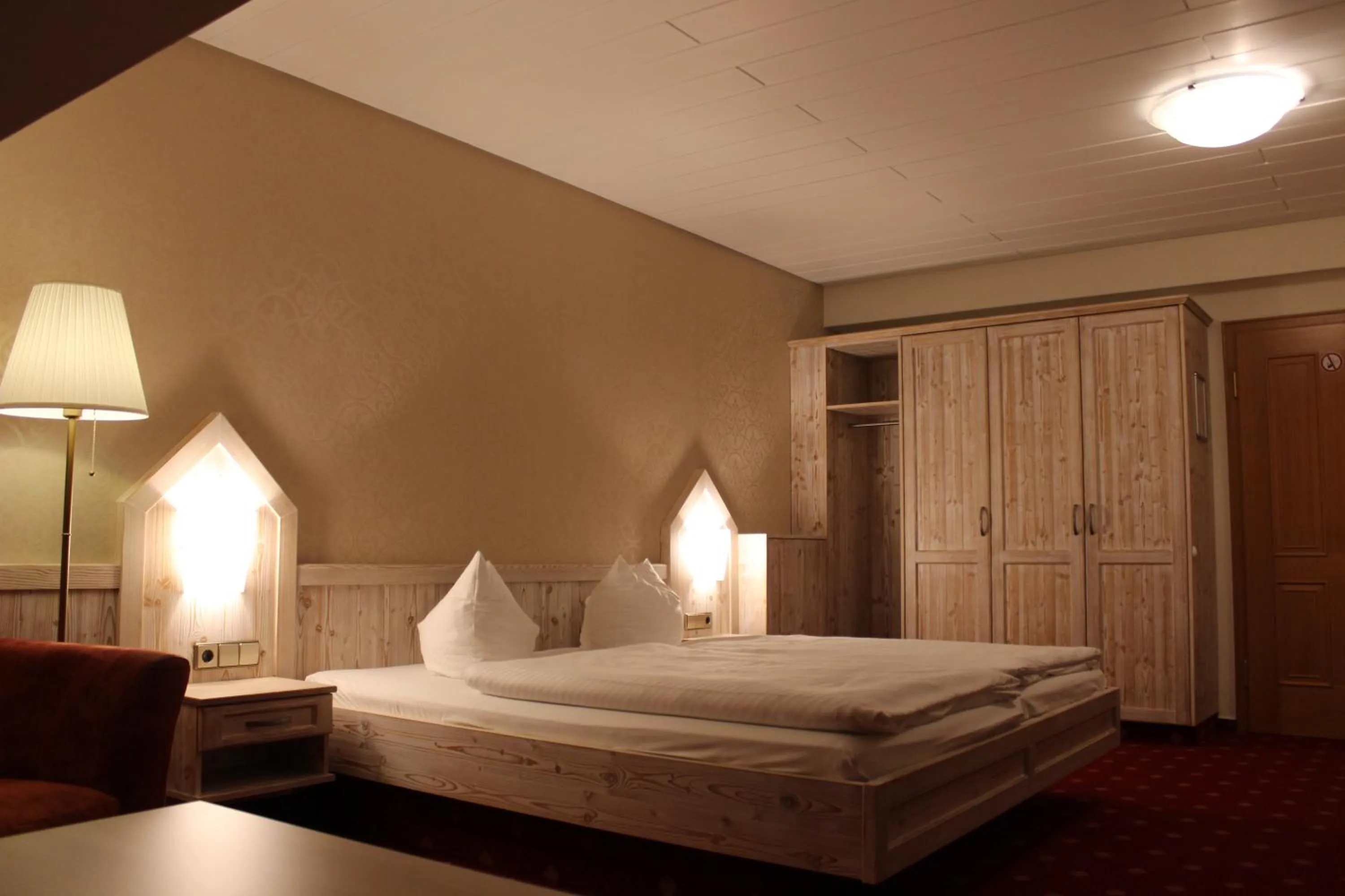 Decorative detail, Bed in Central-Hotel