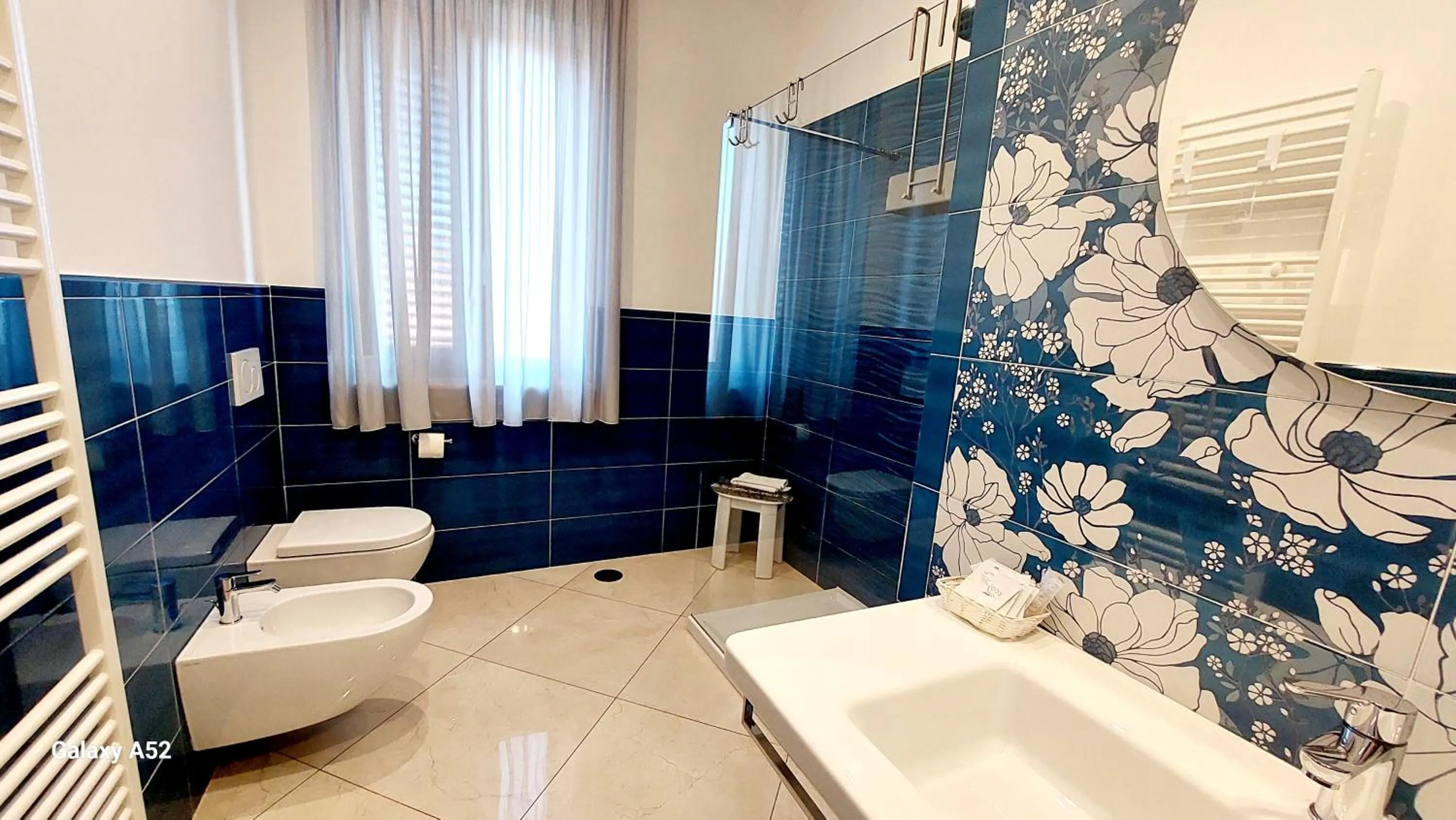 Shower in Olimpo degli Dei