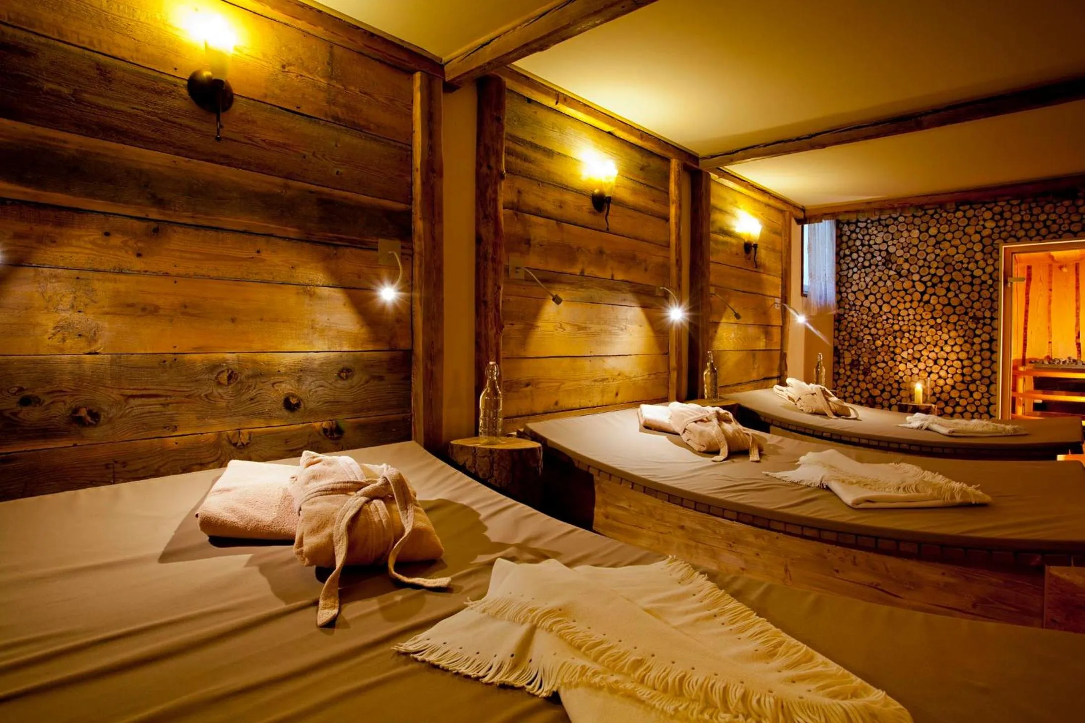 Sauna, Bed in Ringhotel Sonneck