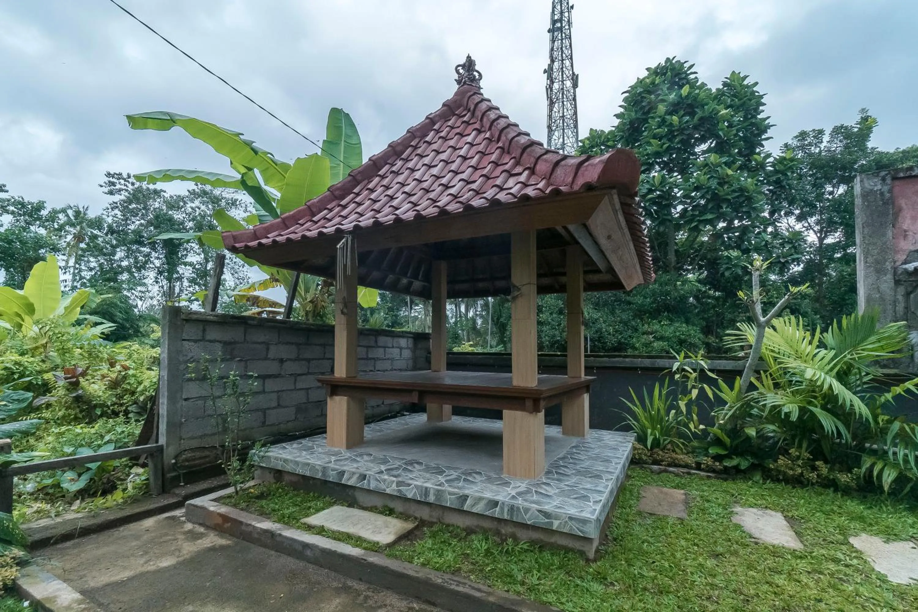Garden view in Vaneka Garden House