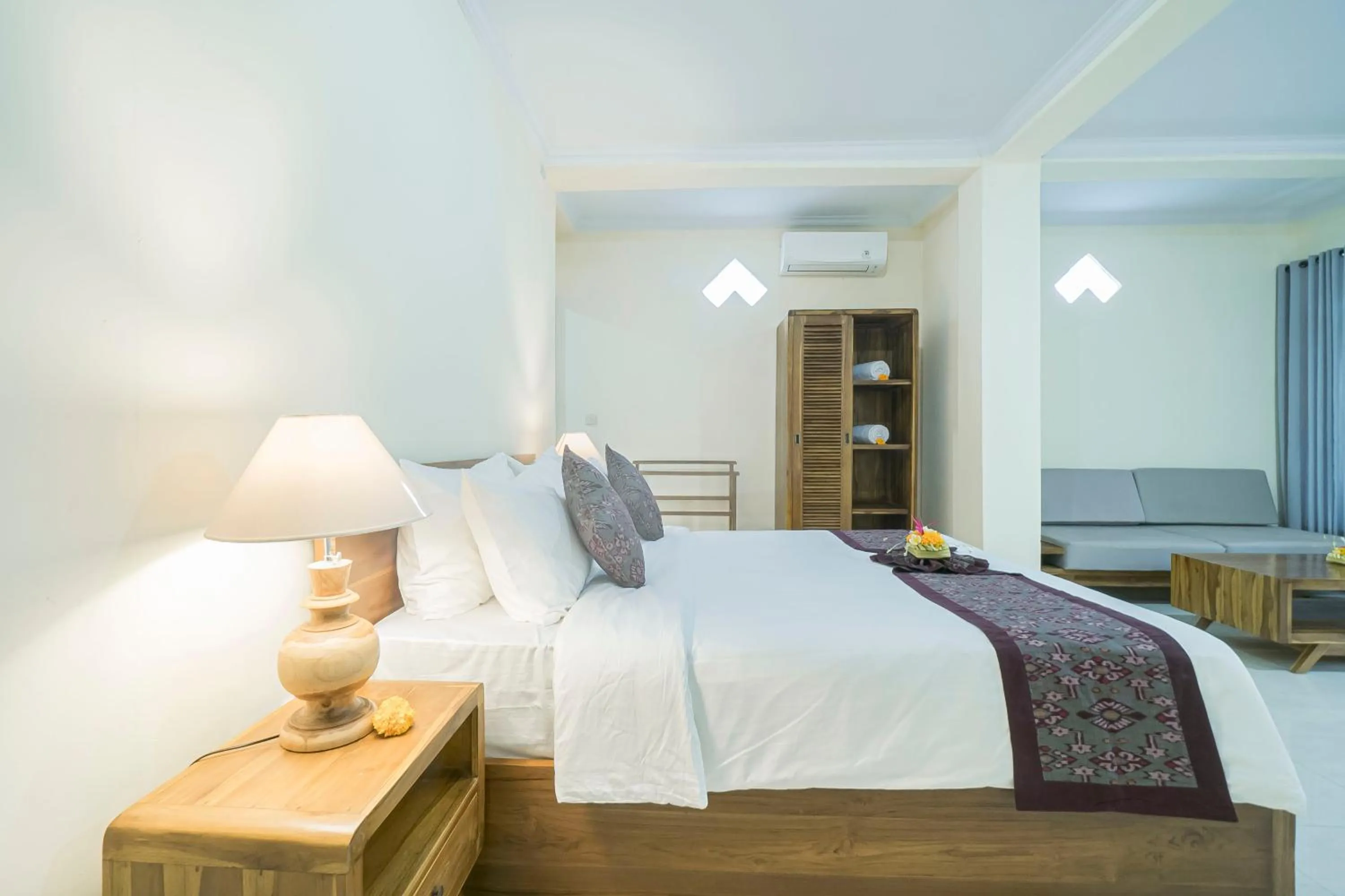 Bed in Vaneka Garden House