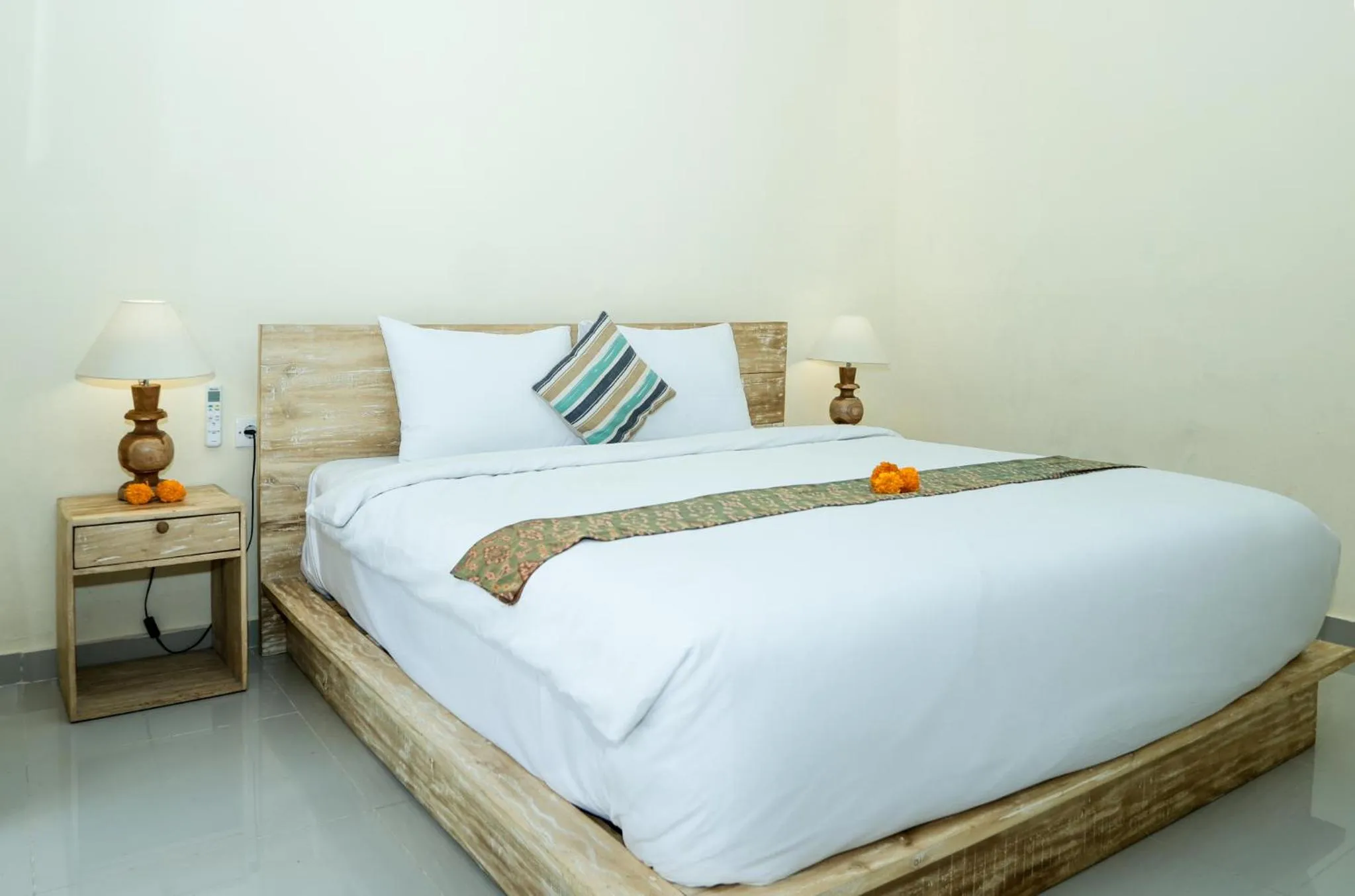 Bed in Vaneka Garden House