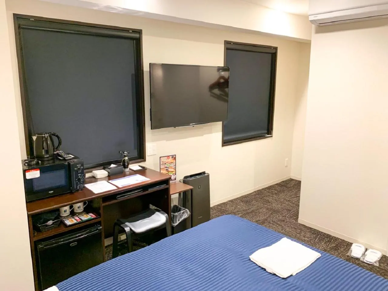 Bed in HOTEL LiVEMAX Nishinomiya