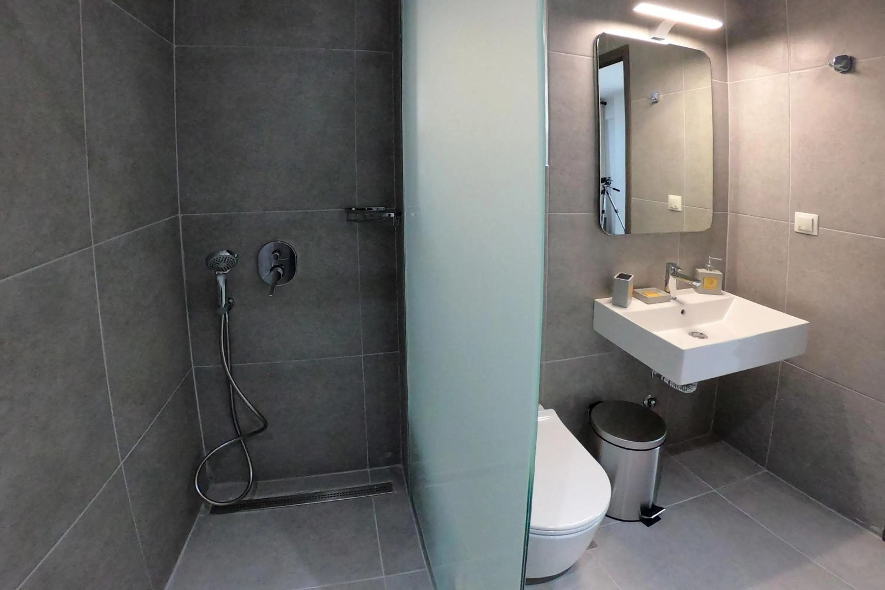 Shower in Sea View Apartment Grek Nea 3