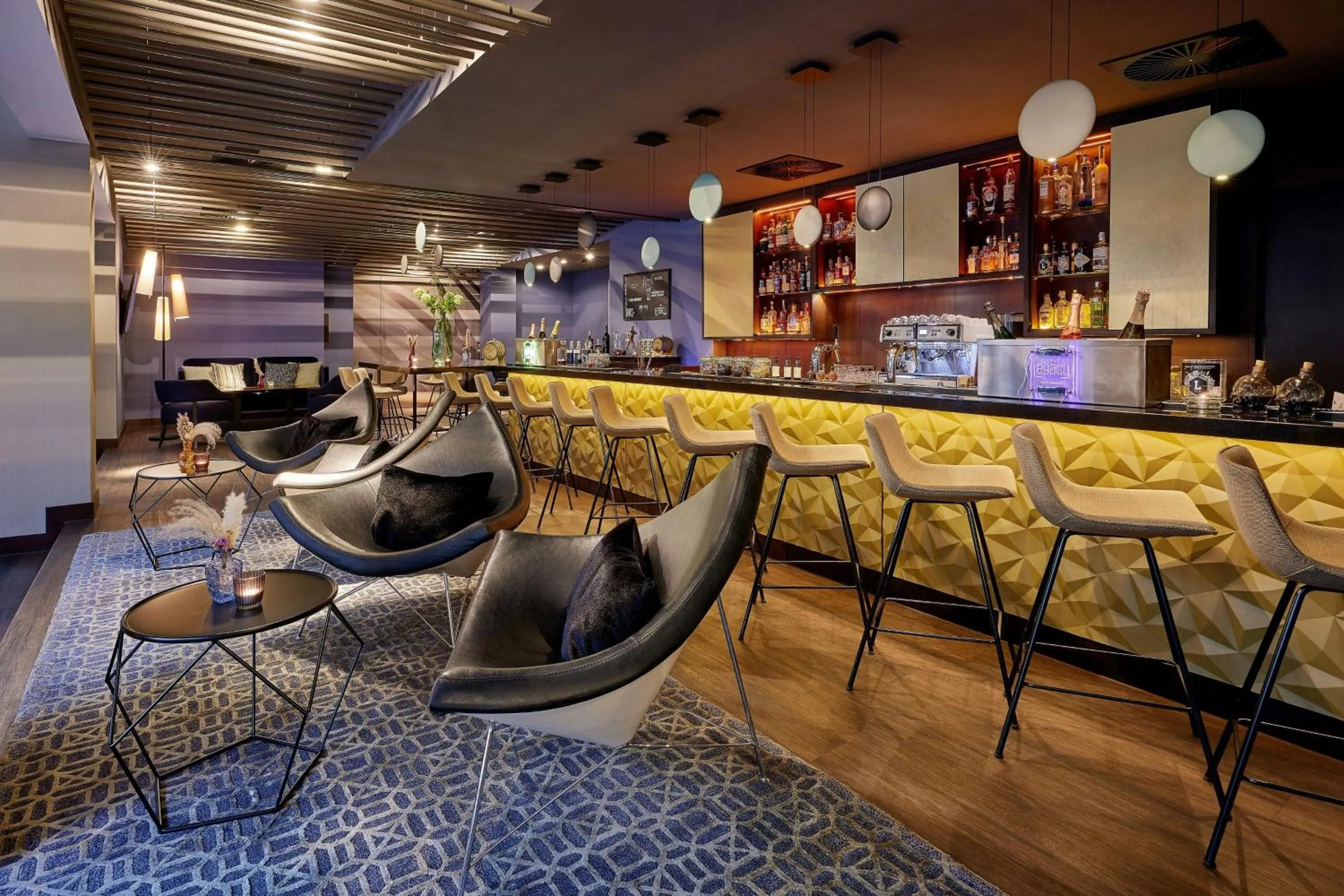 Lounge or bar in Le Méridien Frankfurt