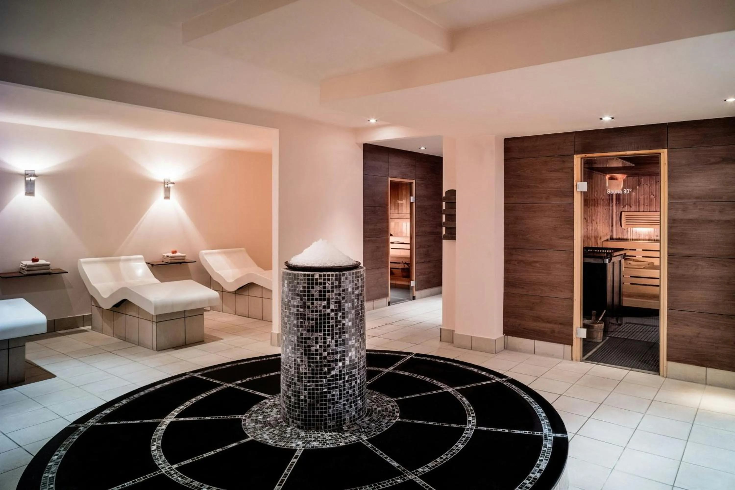 Spa and wellness centre/facilities in Le Méridien Stuttgart