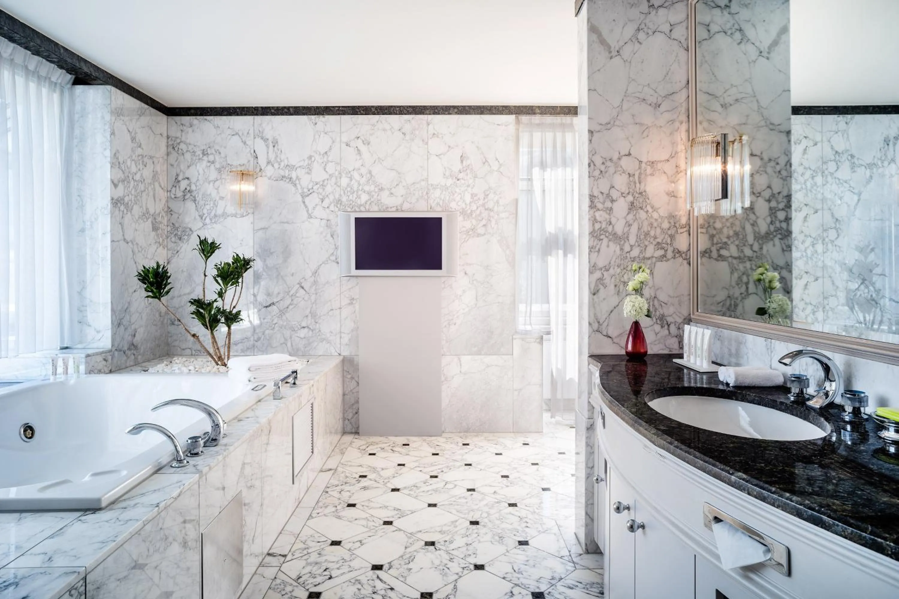 Bathroom in Le Méridien Stuttgart