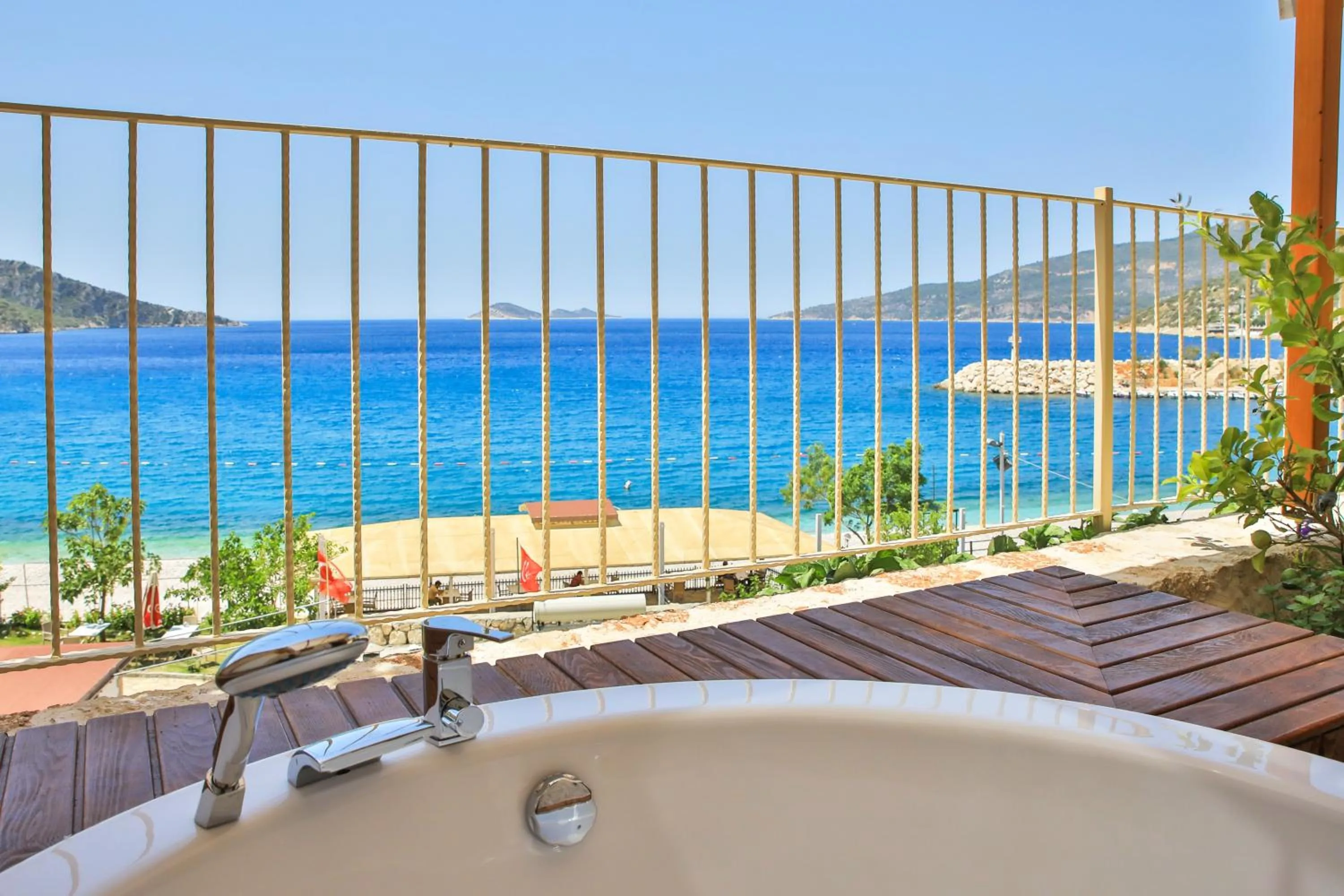 Sea View in Pier House Hotel