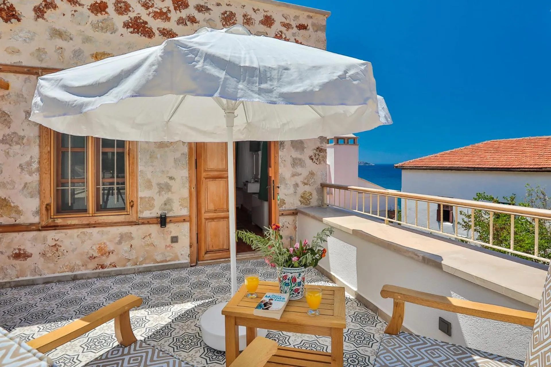 Balcony/Terrace in Pier House Hotel