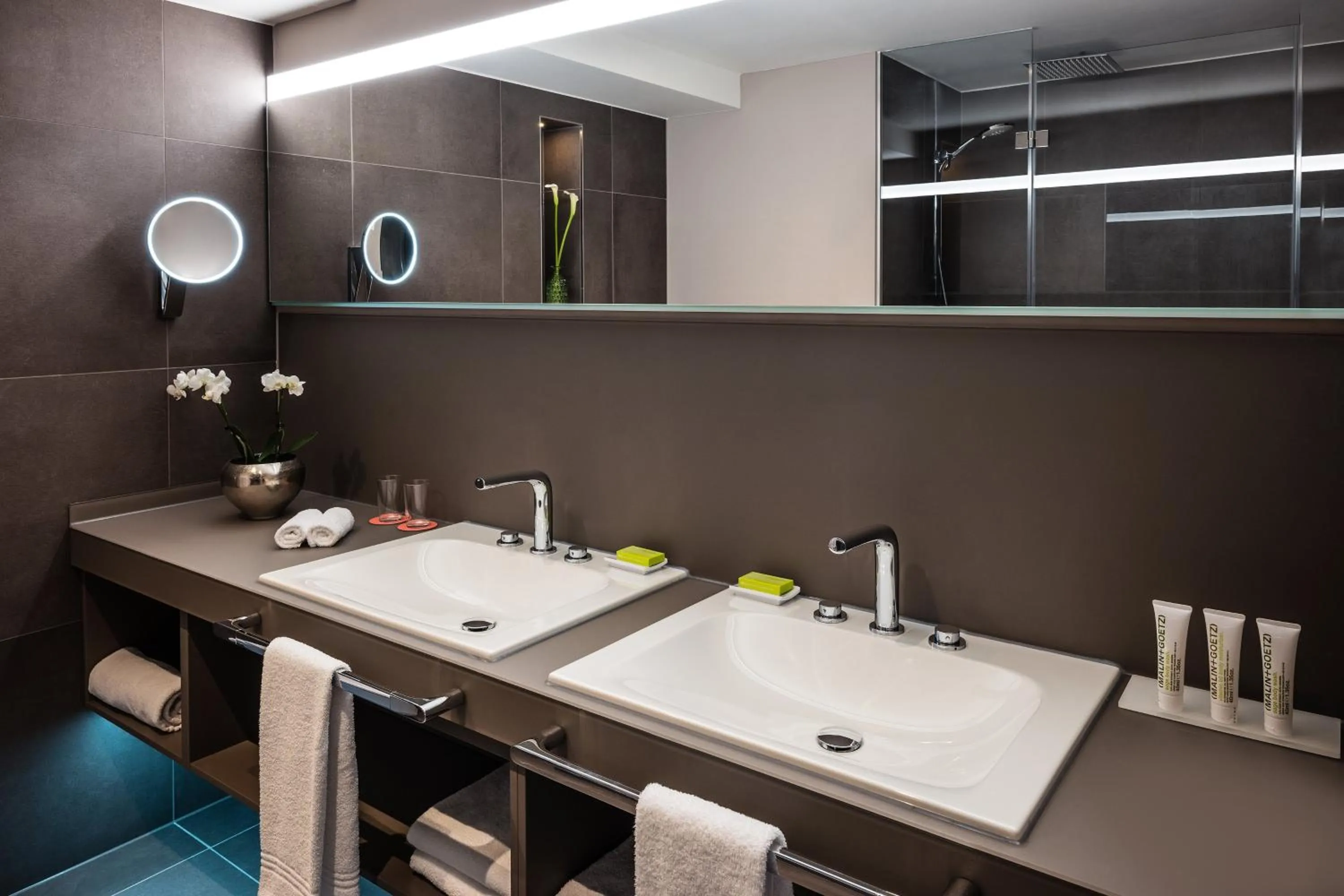 Bathroom in Le Meridien Munich