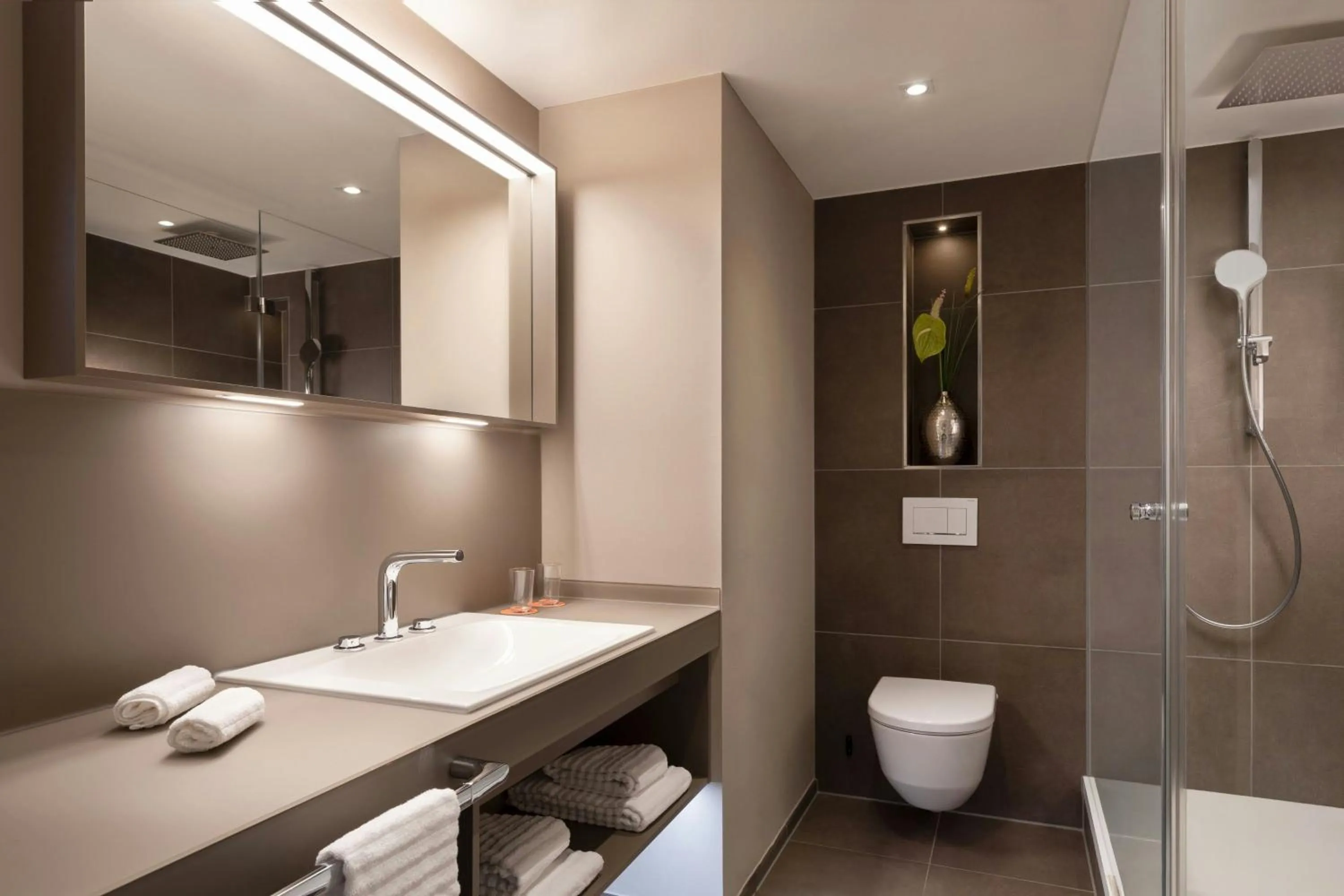 Bathroom in Le Meridien Munich