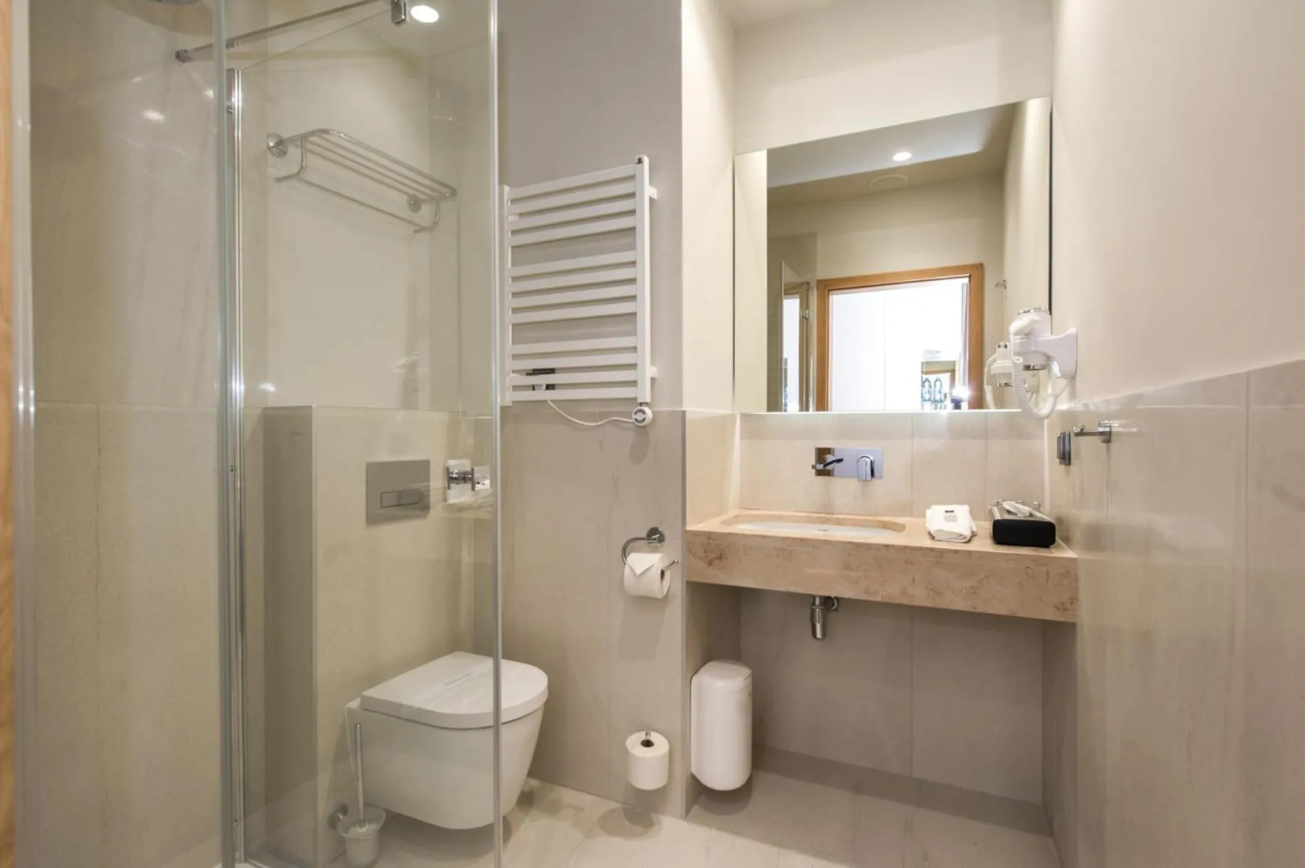 Shower in Hotel Zalewski