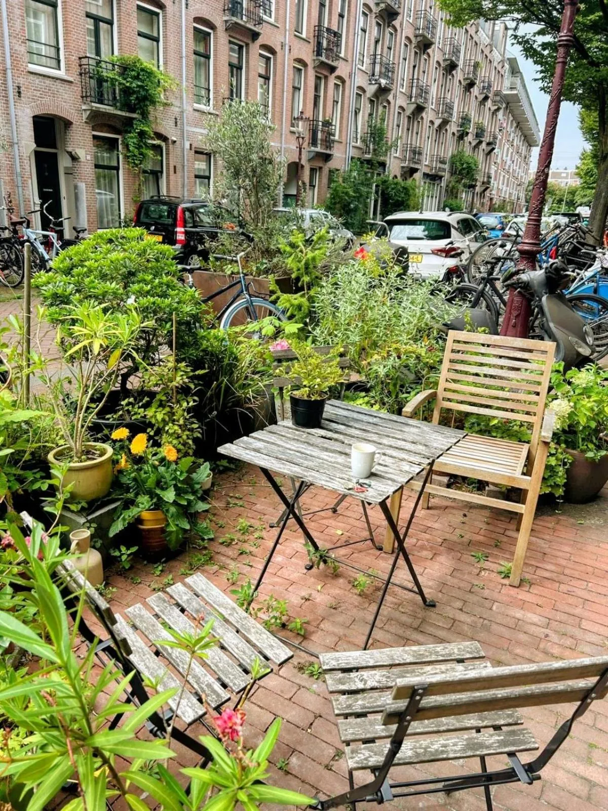 Neighbourhood in Marijke's guestroom