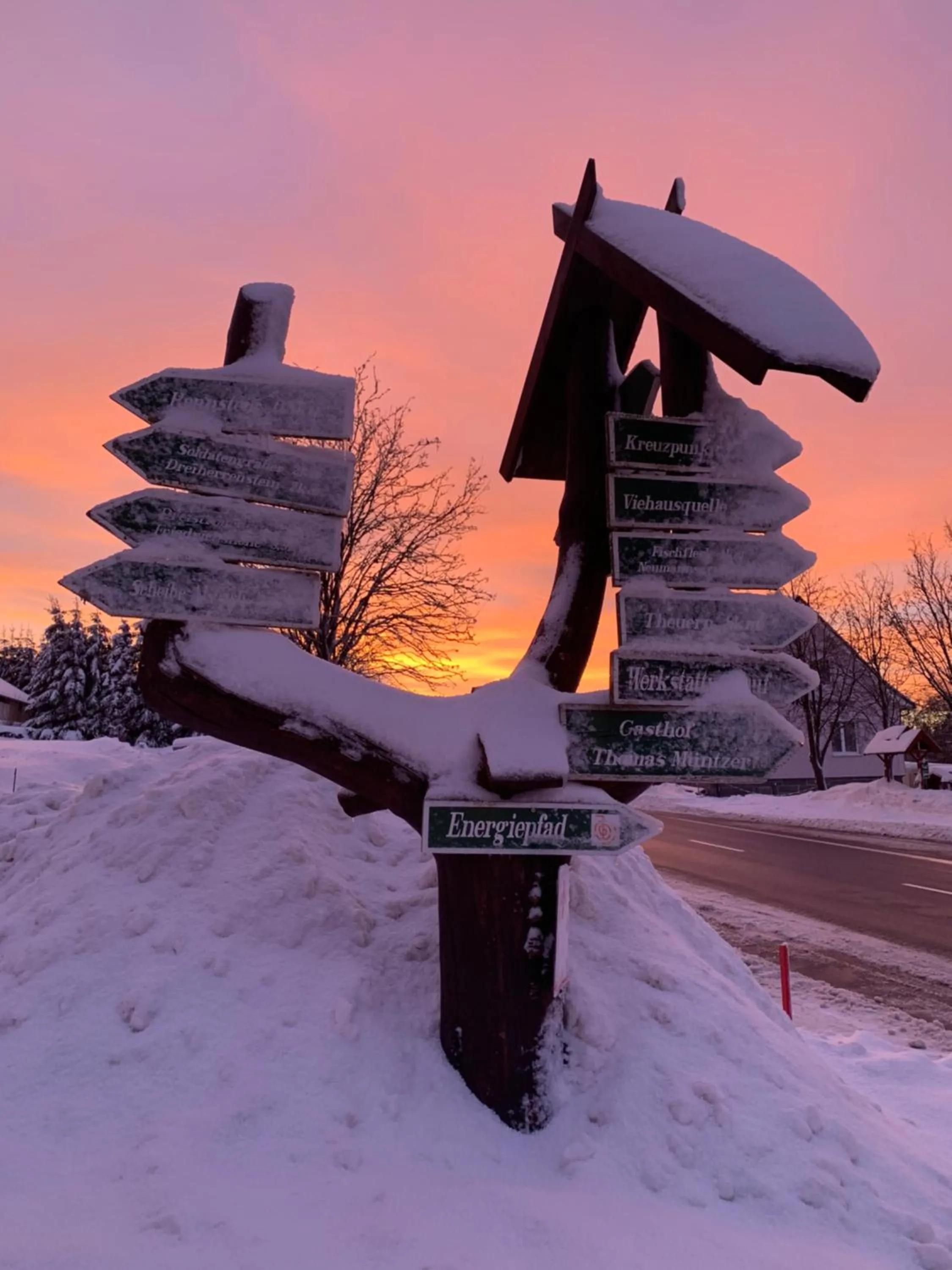 Winter in Haus Rosenbaum am Rennsteig Gruppenhaus - Pension - Begegnungsstätte bis 50 Personen