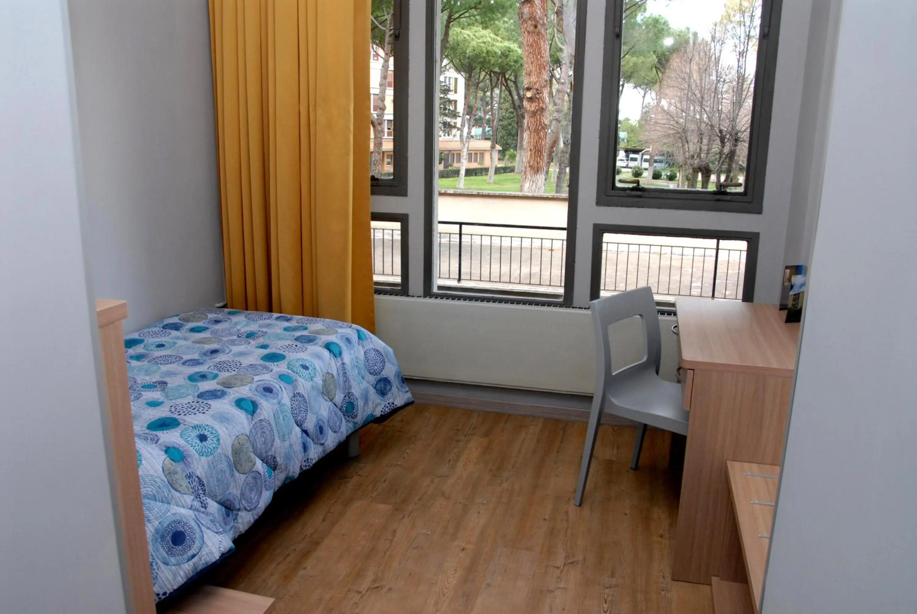 Photo of the whole room, Bed in Serafico Guesthouse