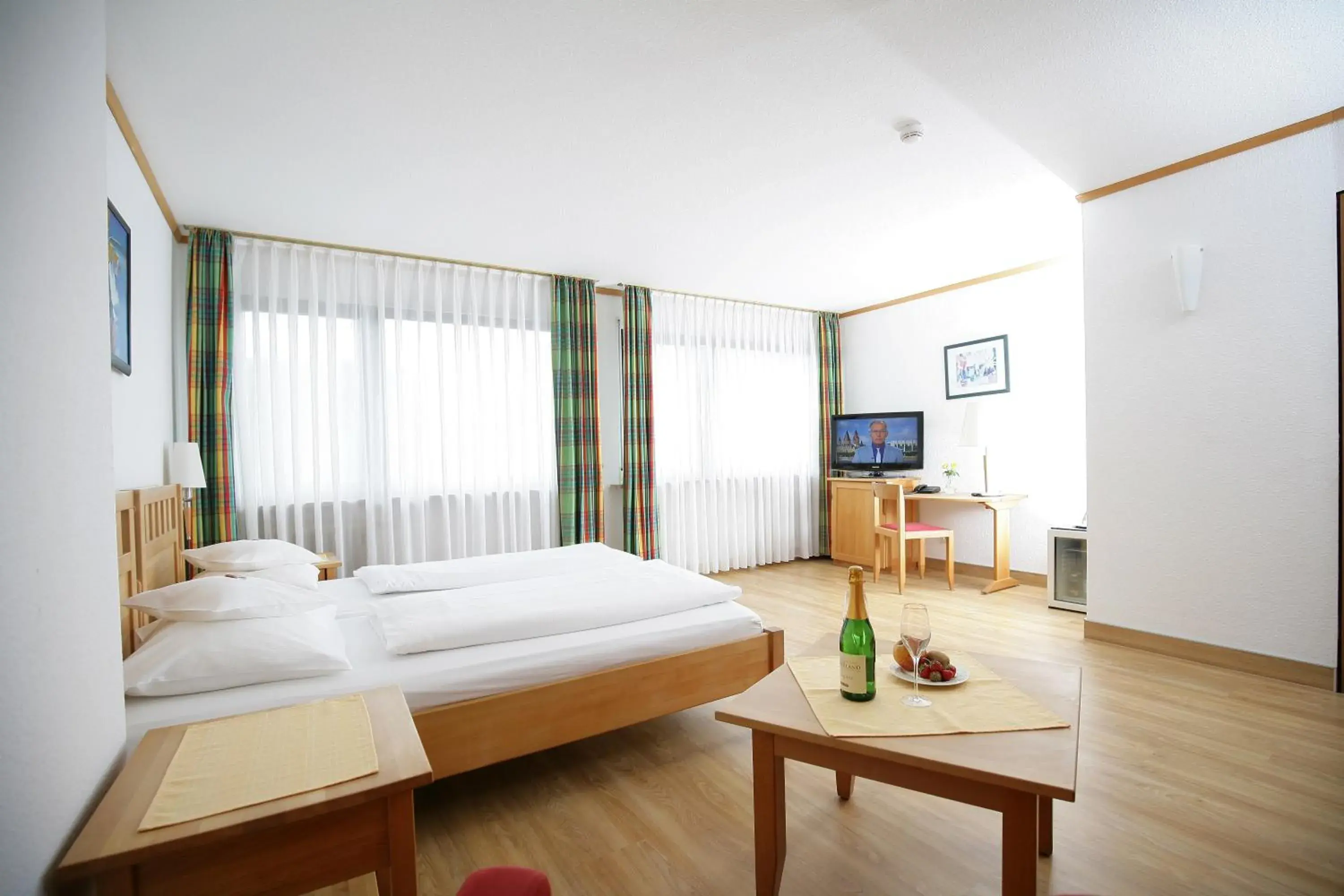 Comfort Double Room in Badhotel Restaurant Stauferland Comfort Double Room in Badhotel Restaurant Stauferland