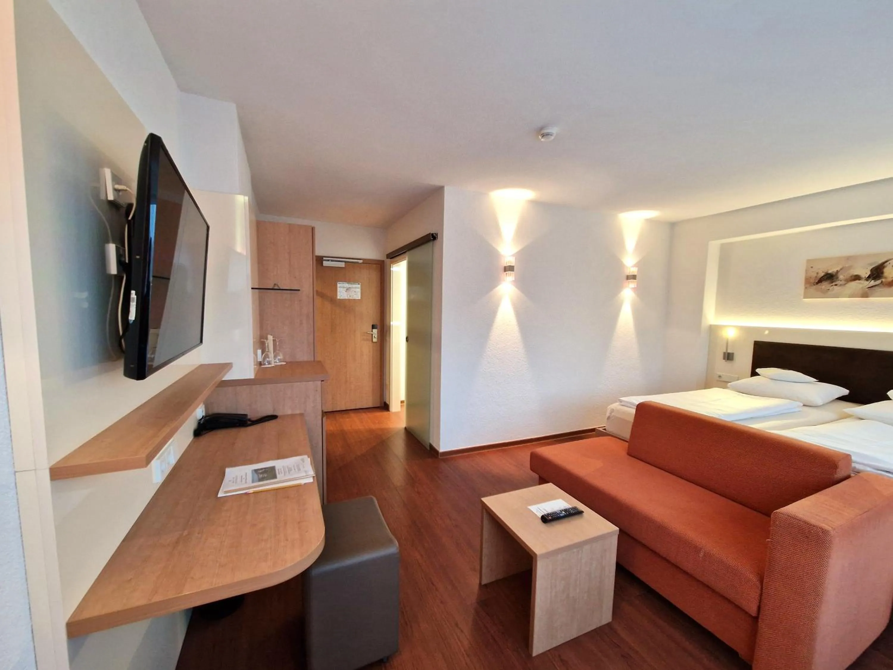 Bed in Badhotel Restaurant Stauferland