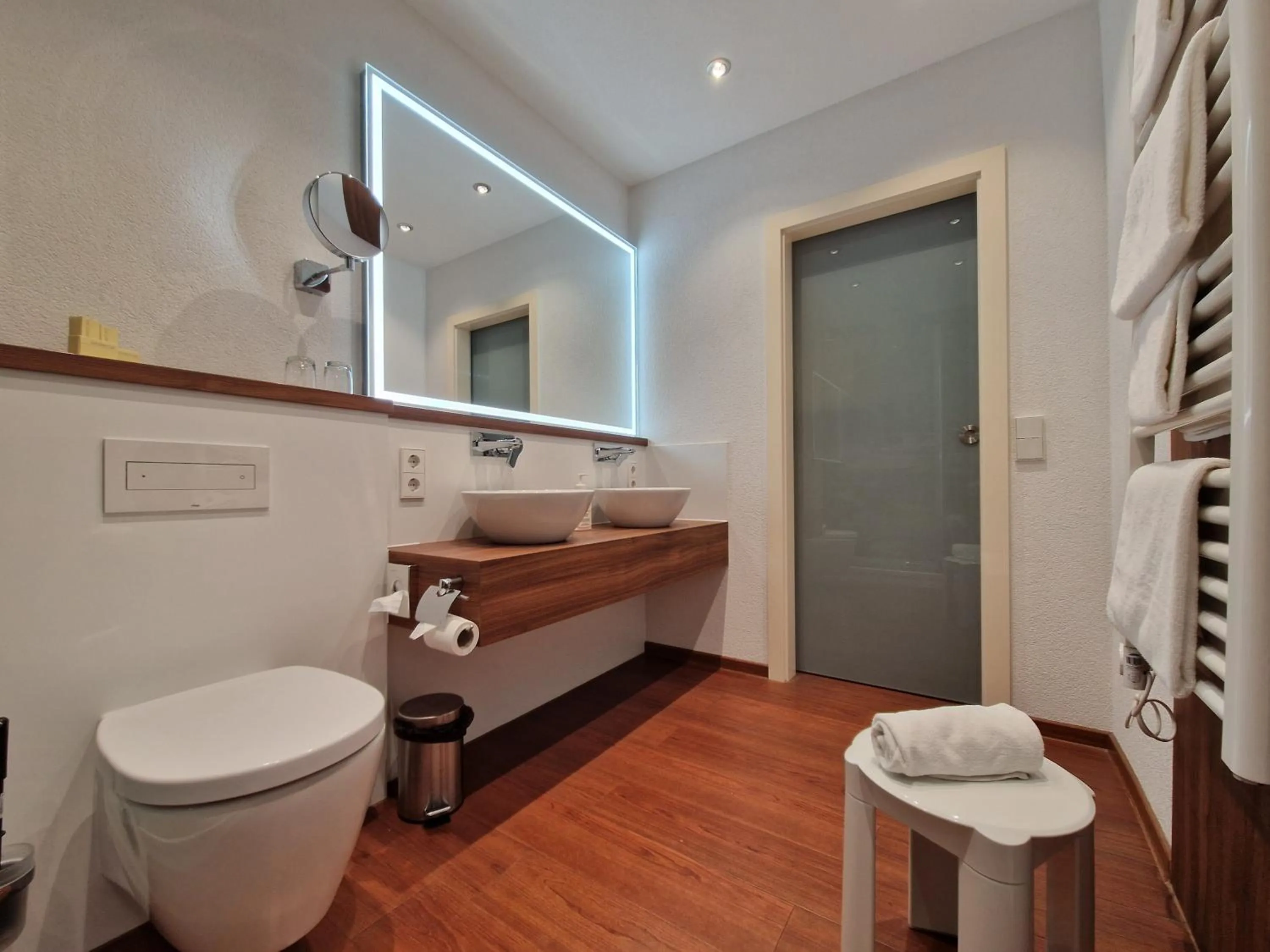 Bathroom in Badhotel Restaurant Stauferland