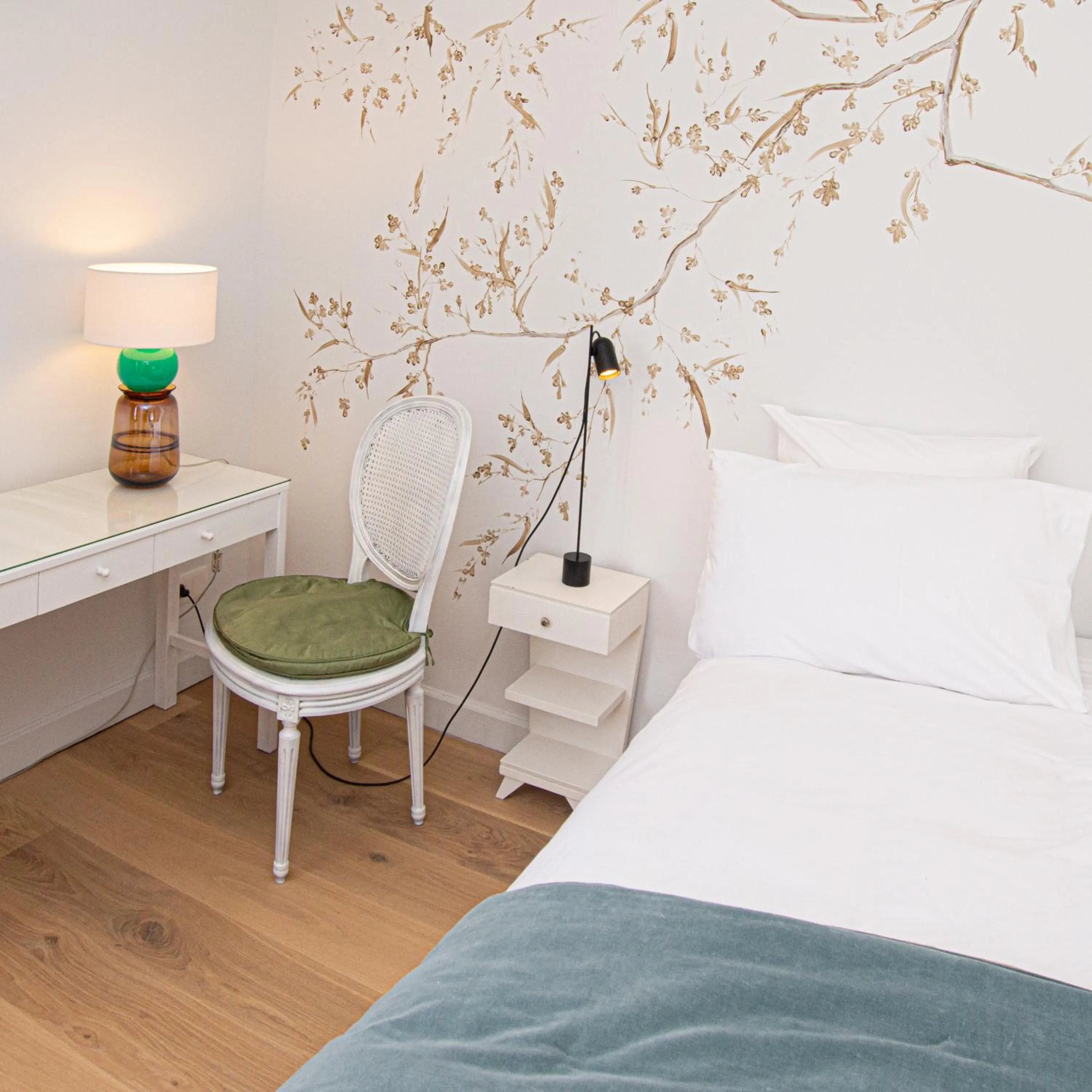 Seating area, Bed in Les Sorbiers