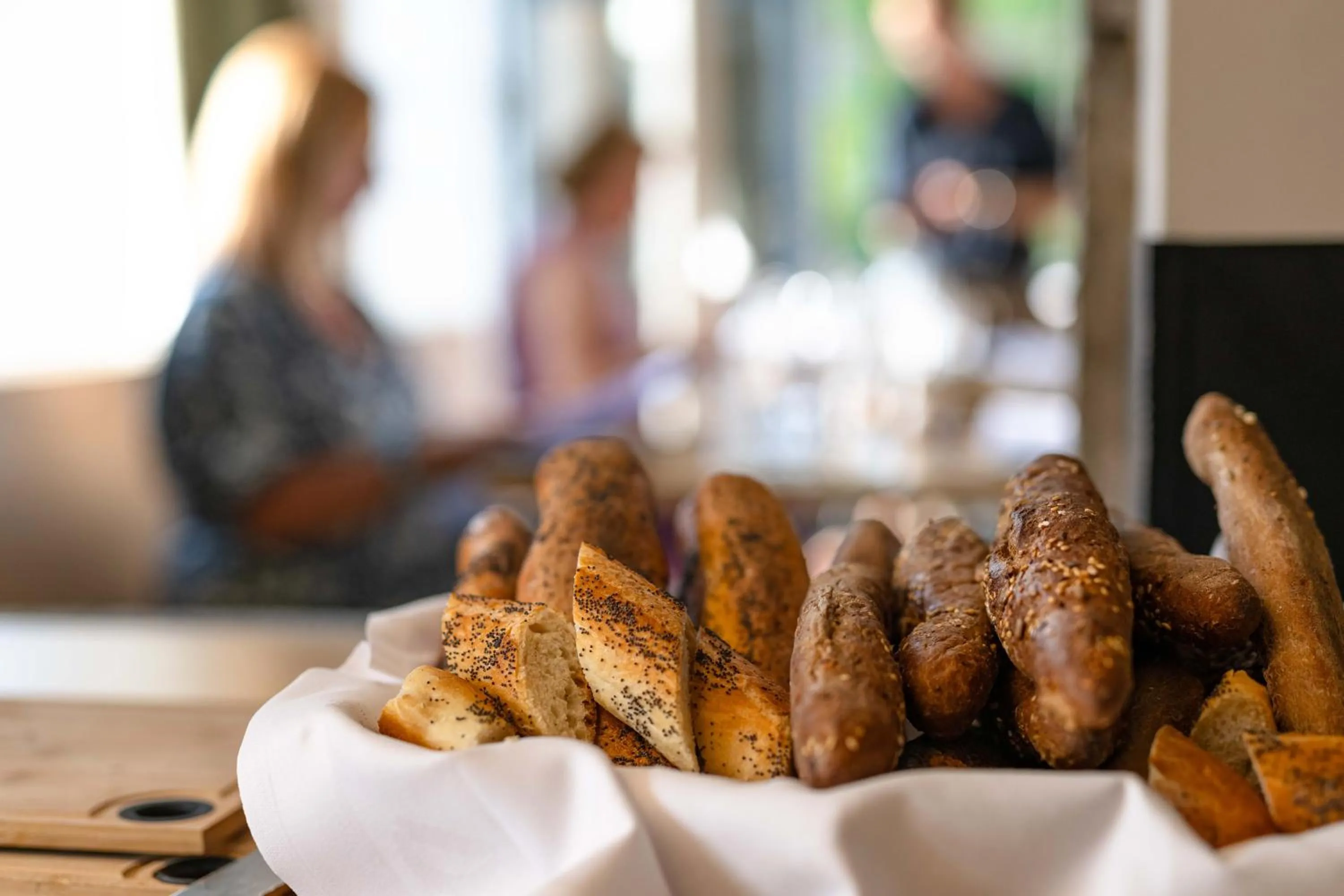 Restaurant/places to eat in Les Sorbiers