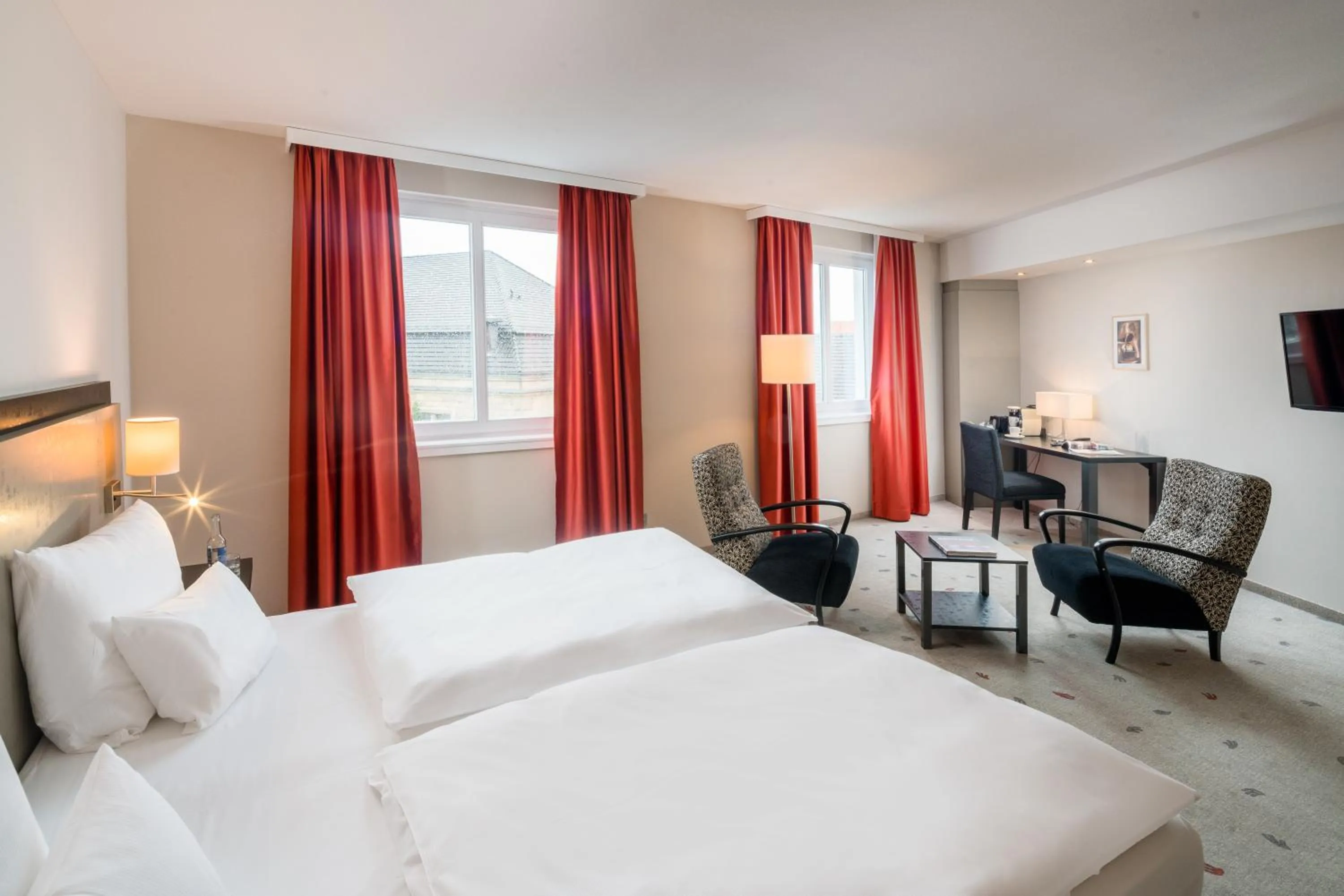 Bed in Steigenberger Hotel Bielefelder Hof