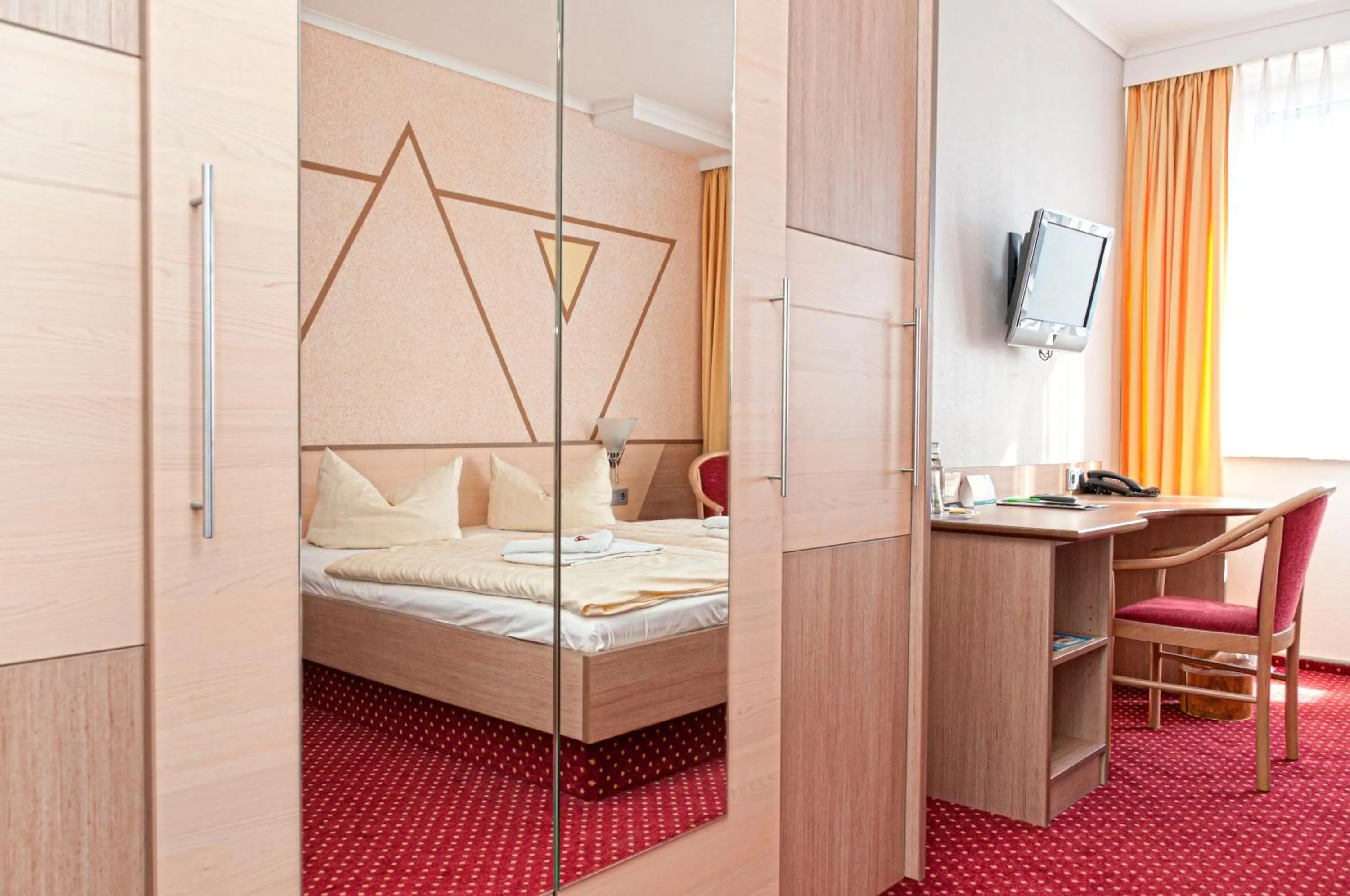 Decorative detail, Bed in WAGNERS Sporthotel Oberhof