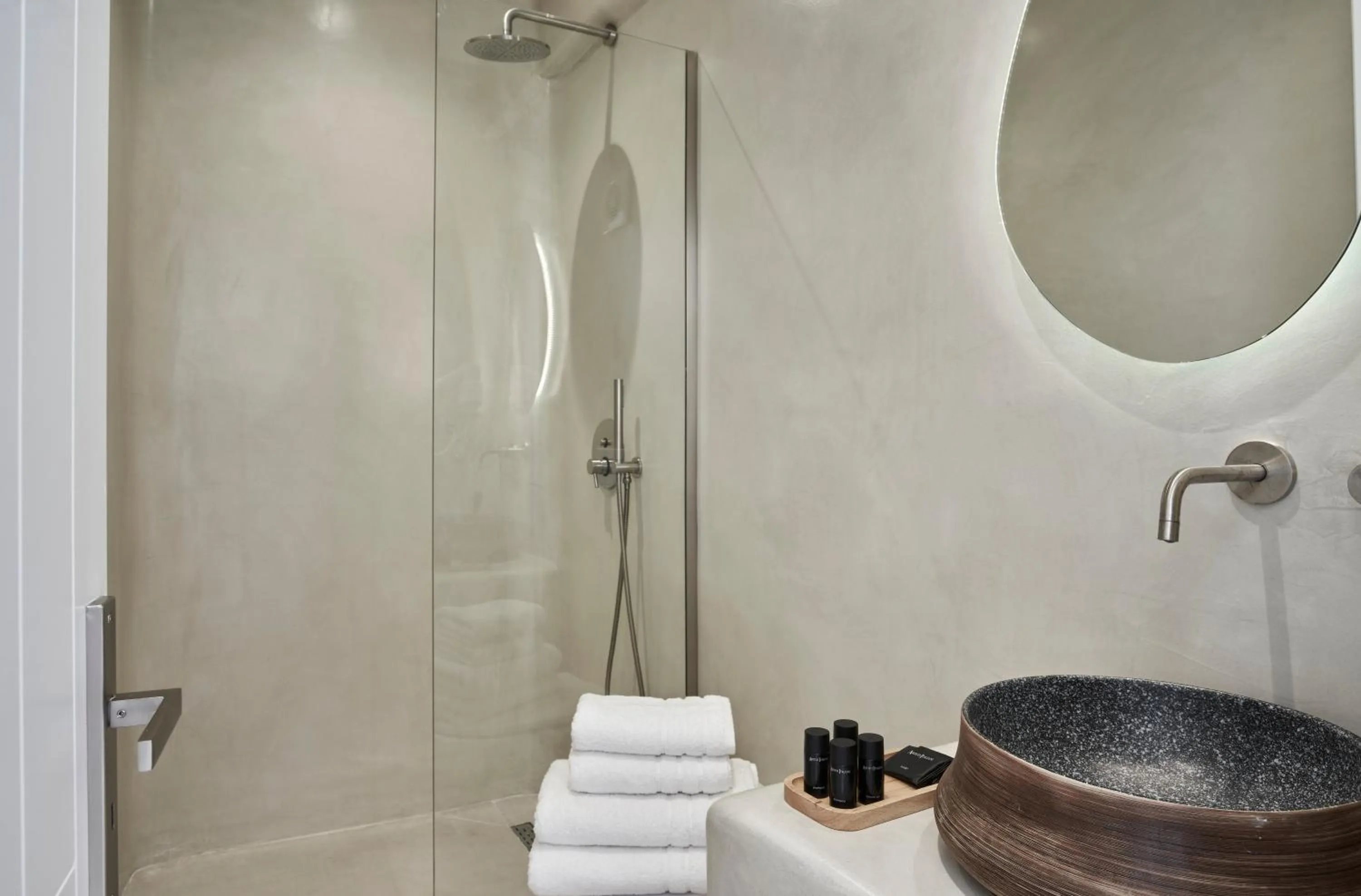 Bathroom in Galation