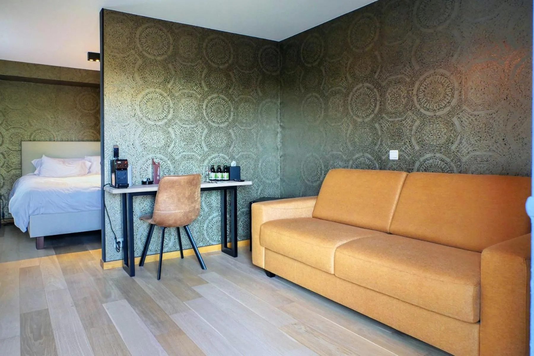 Bed in Hotel & Restaurant Maison Pal'Ange