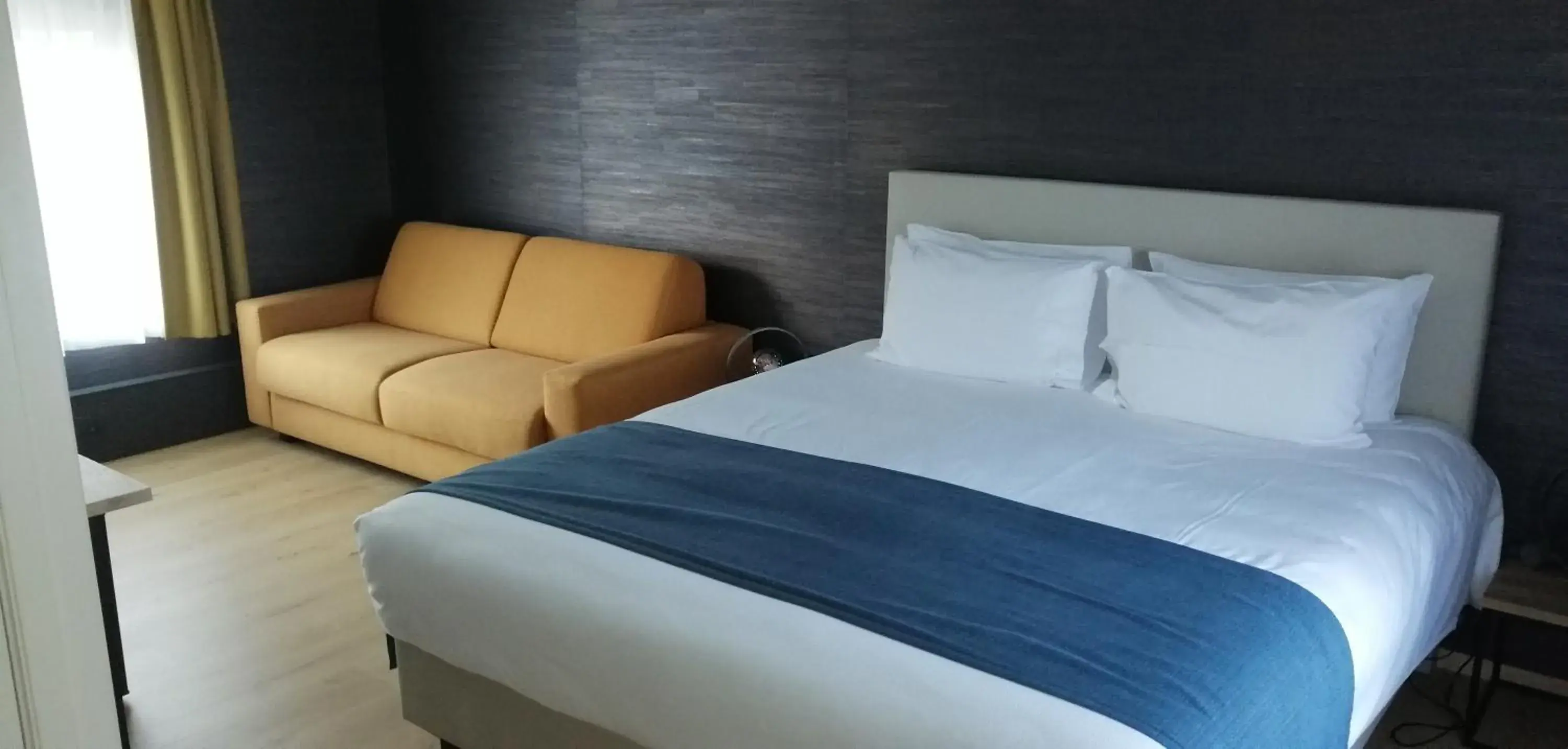 Superior Quadruple Room in Hotel & Restaurant Maison Pal'Ange Superior Quadruple Room in Hotel & Restaurant Maison Pal'Ange