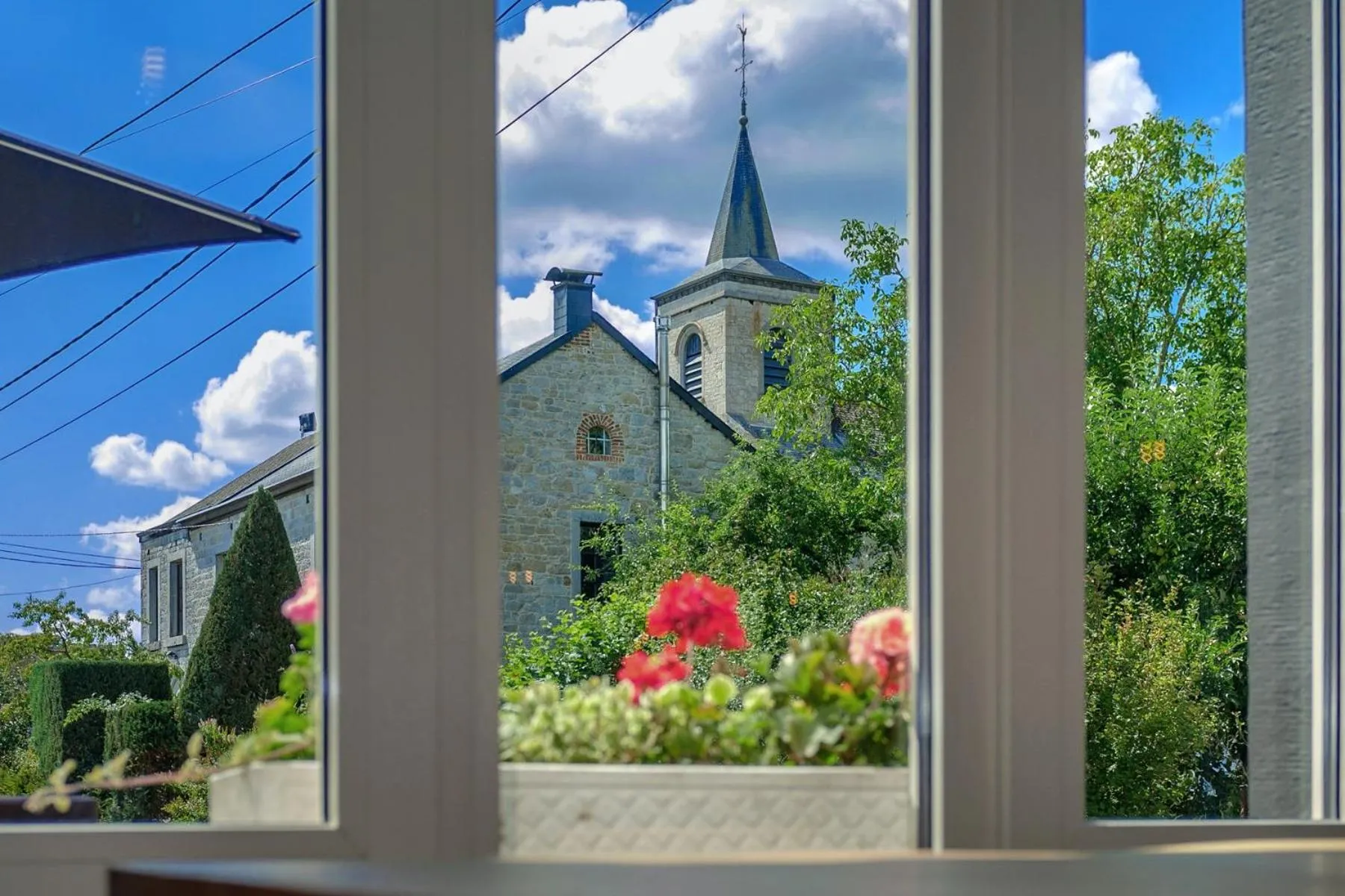 Street view in Hotel & Restaurant Maison Pal'Ange