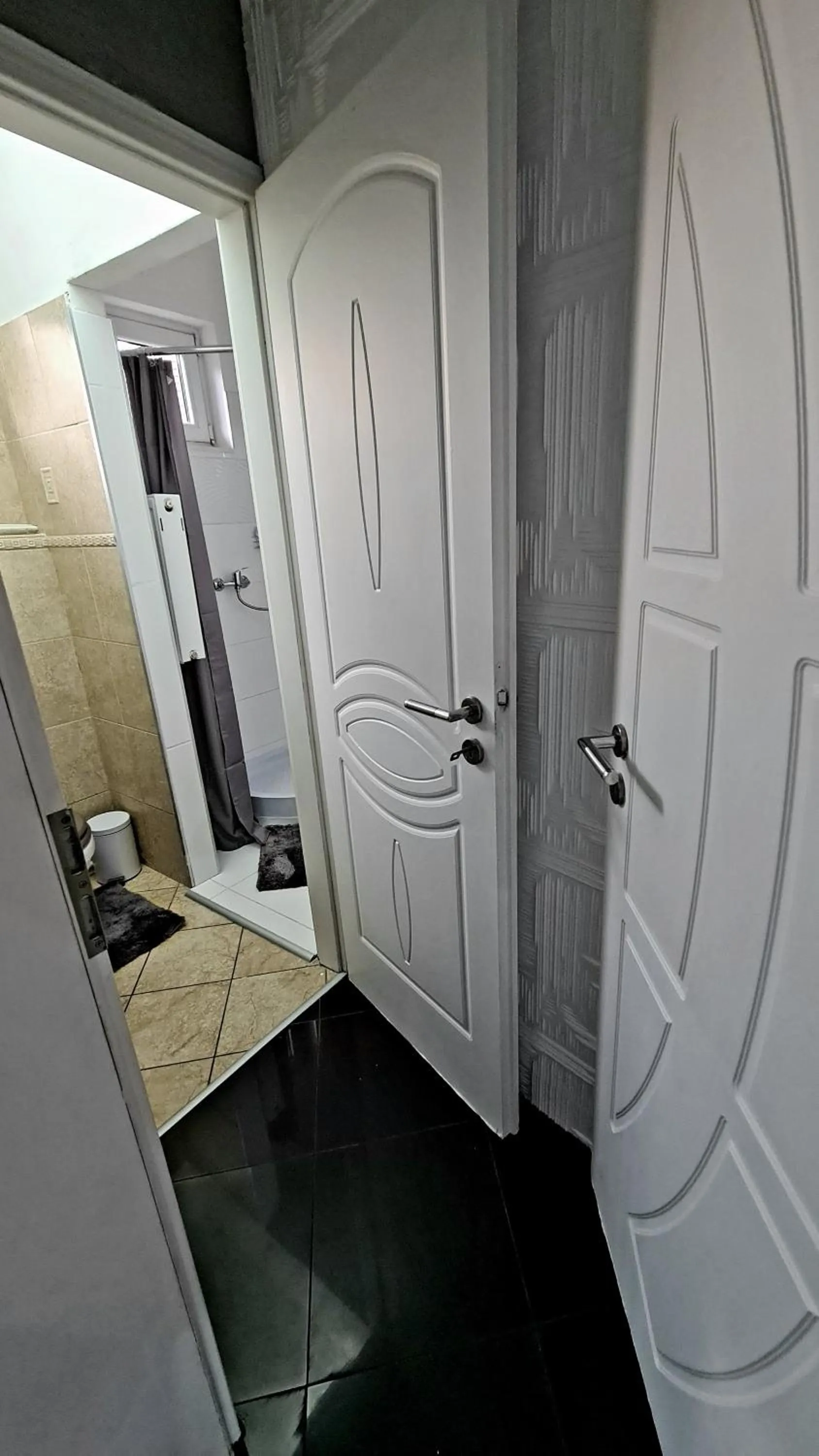 Bathroom in Airport Luxury Apartman 42