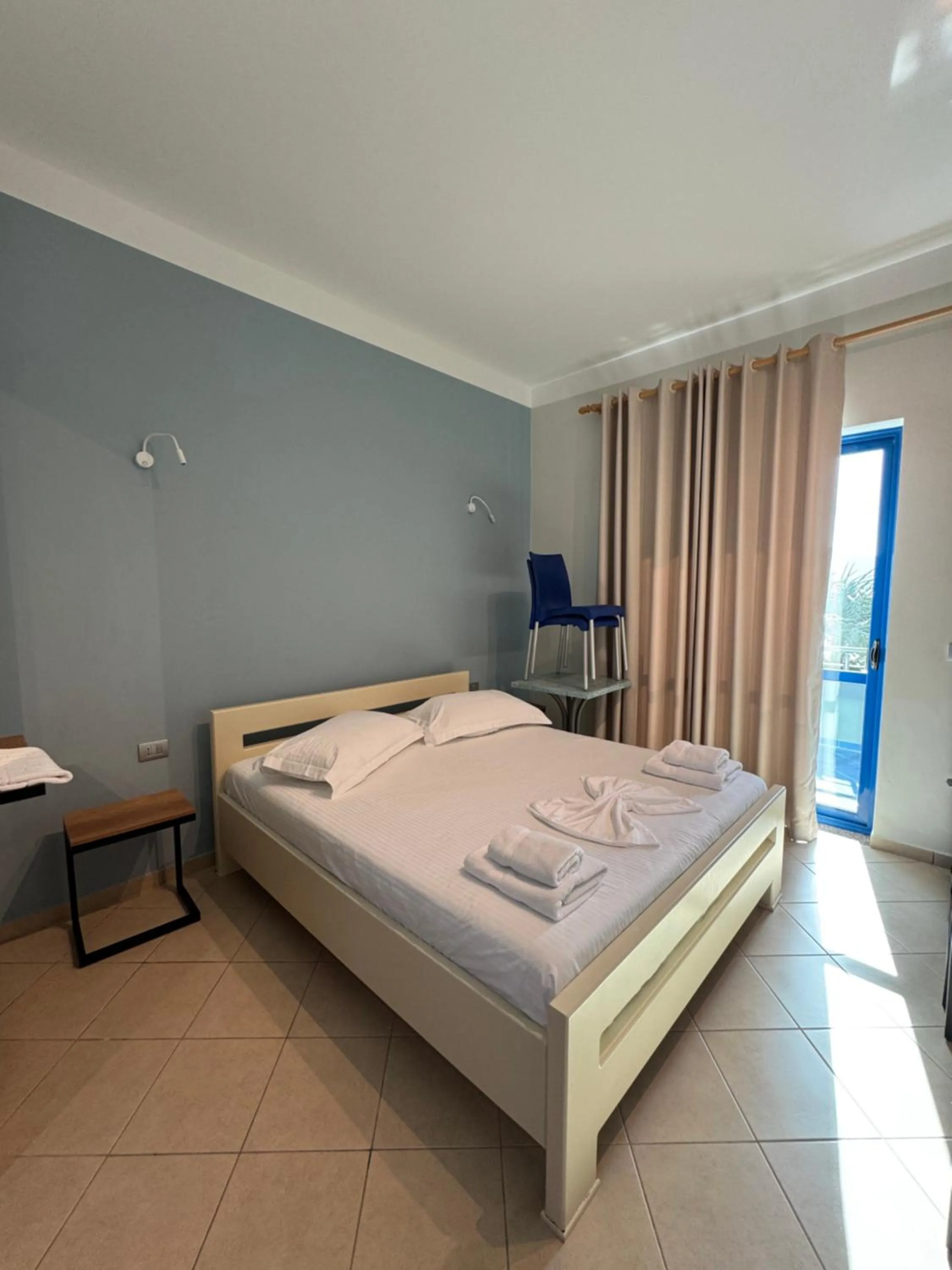 Photo of the whole room, Bed in Hotel Cekodhima