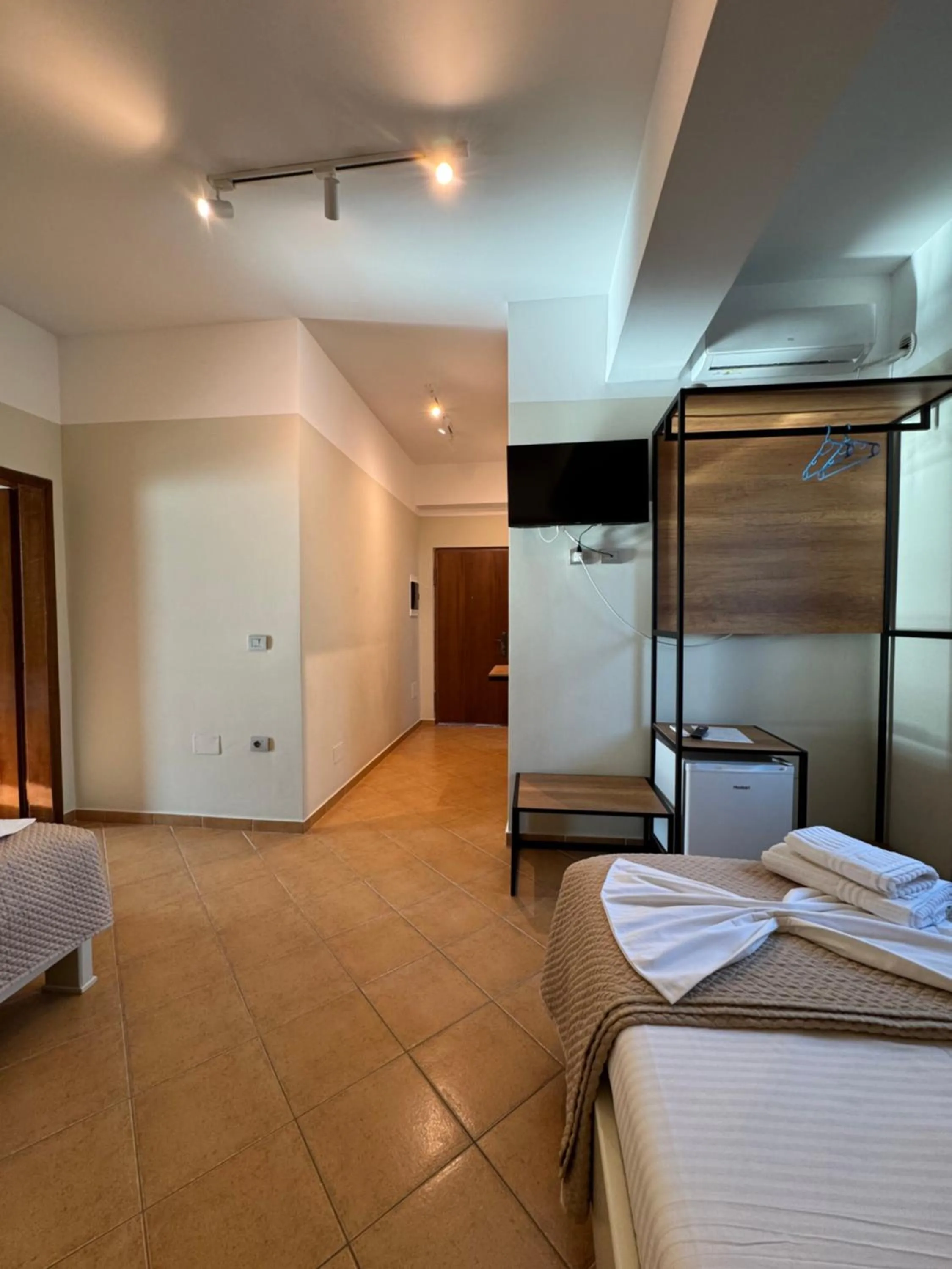 Bedroom, Bed in Hotel Cekodhima