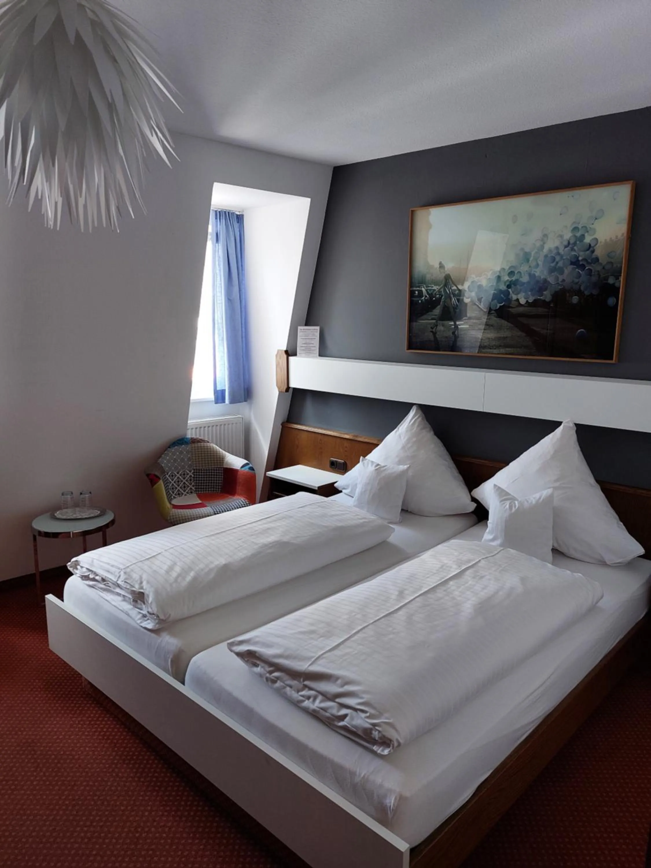 Photo of the whole room, Bed in Hotel Garni "Brauerei Keller"