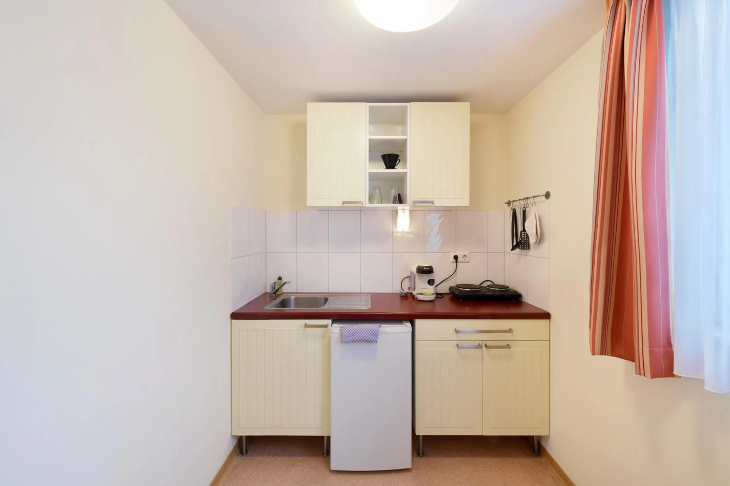 Kitchen or kitchenette in meinHotel