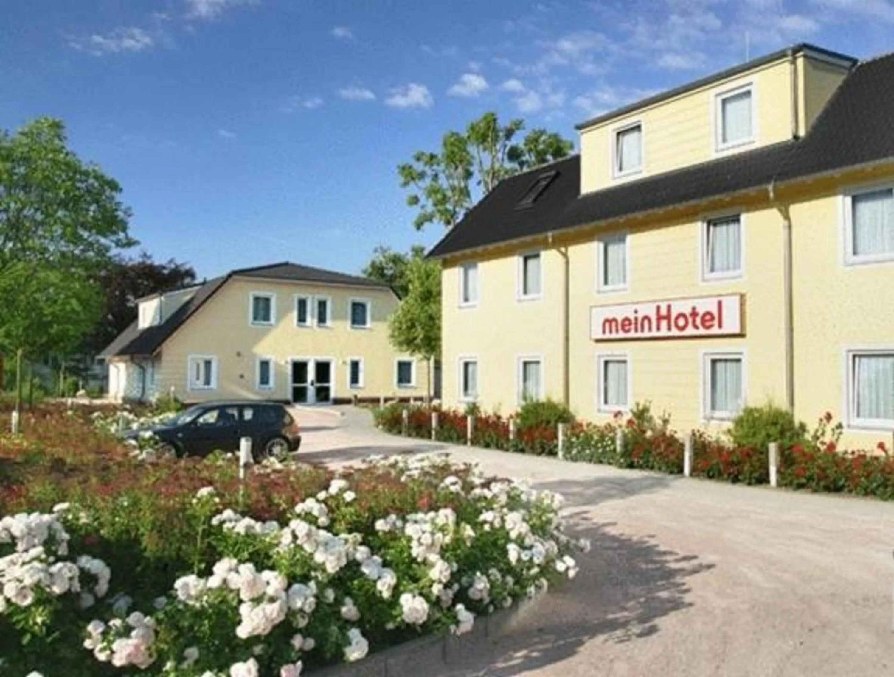 Facade/entrance in meinHotel