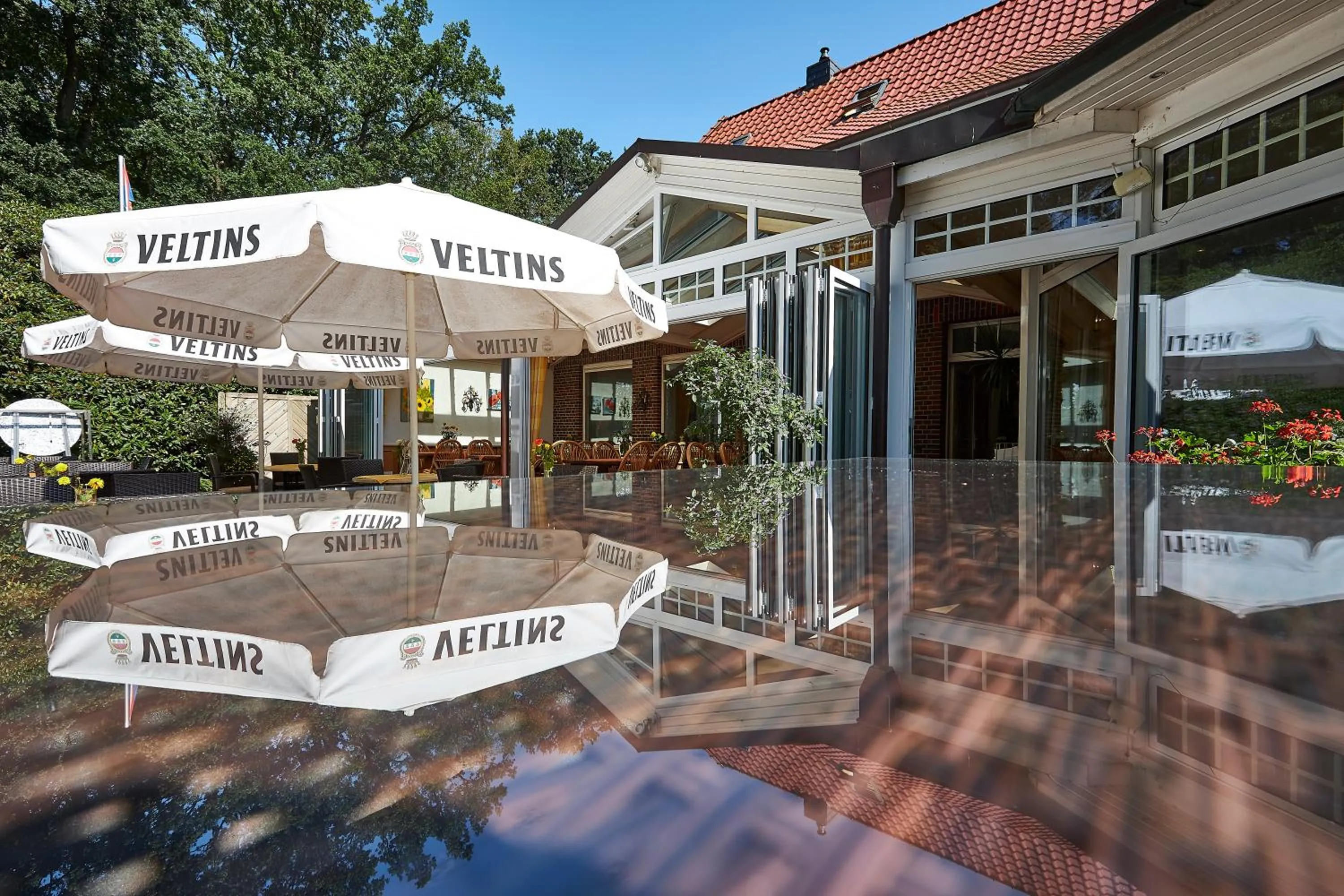 Restaurant/places to eat in Flairhotel Hubertus