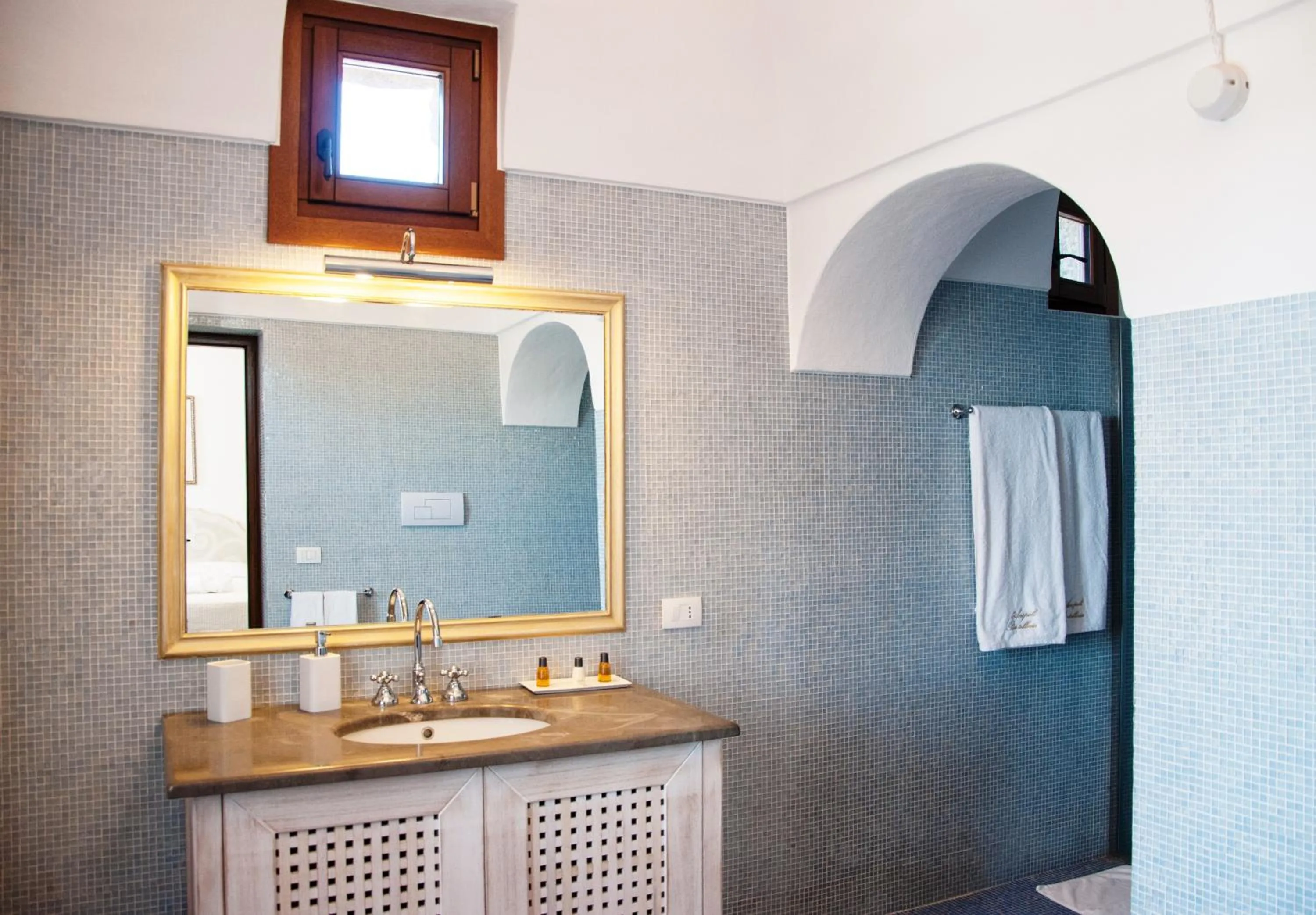 Bathroom in Resort Acropoli