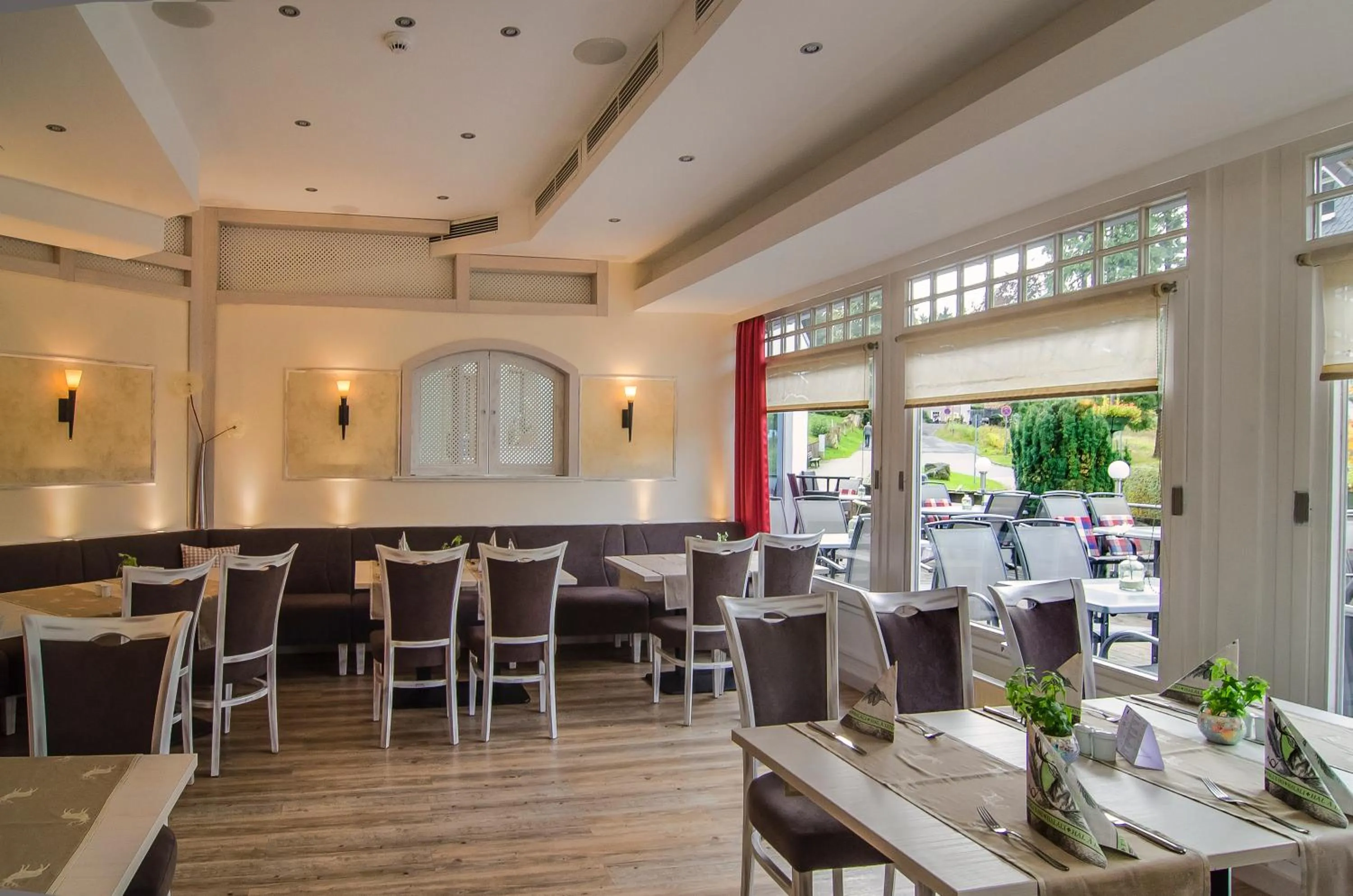 Restaurant/places to eat in Walpurgishof