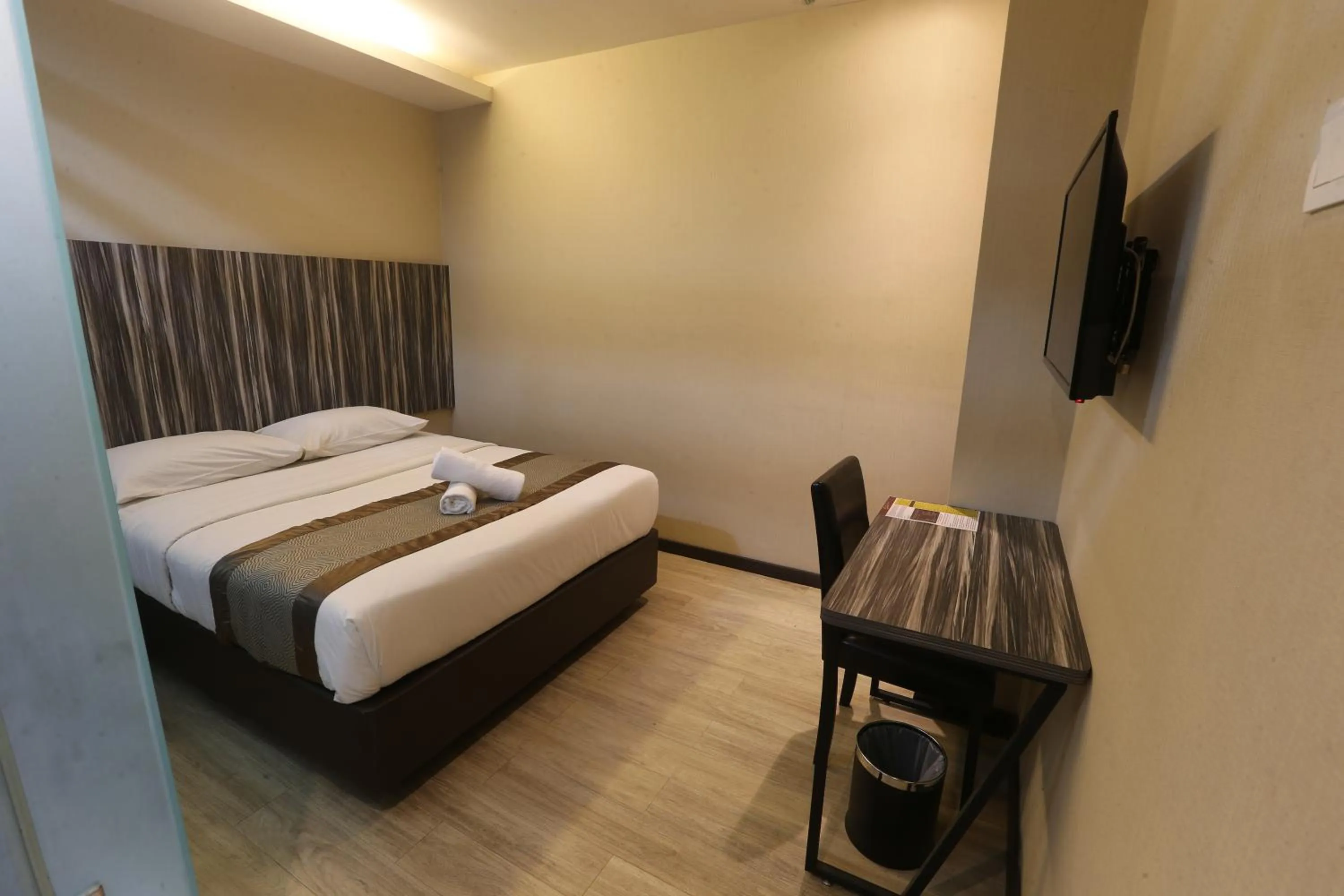 Bed in Kota Heritage Hotel