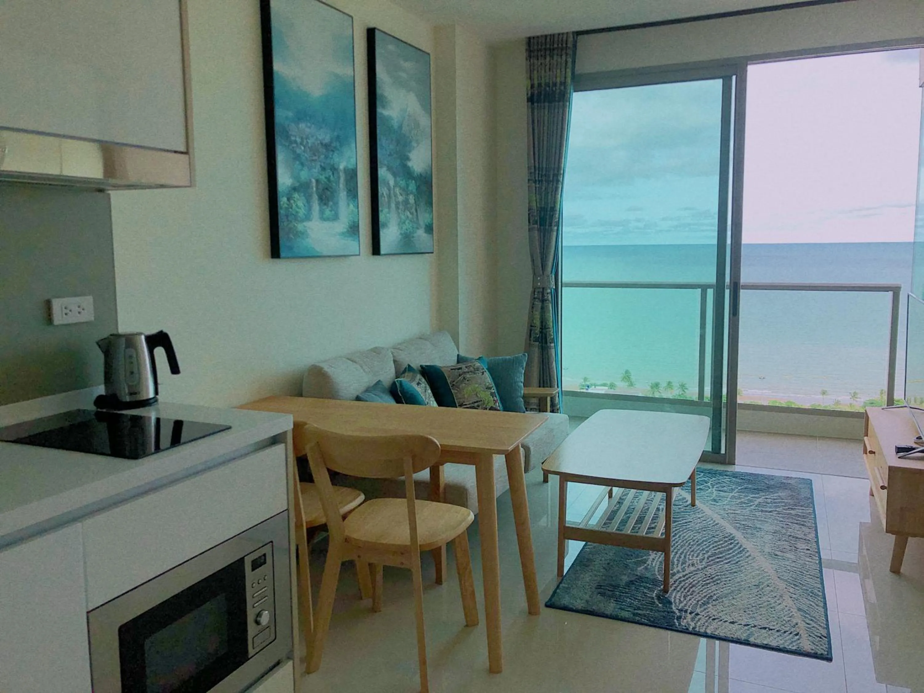 Riviera Jomtien by Daisy Pattaya