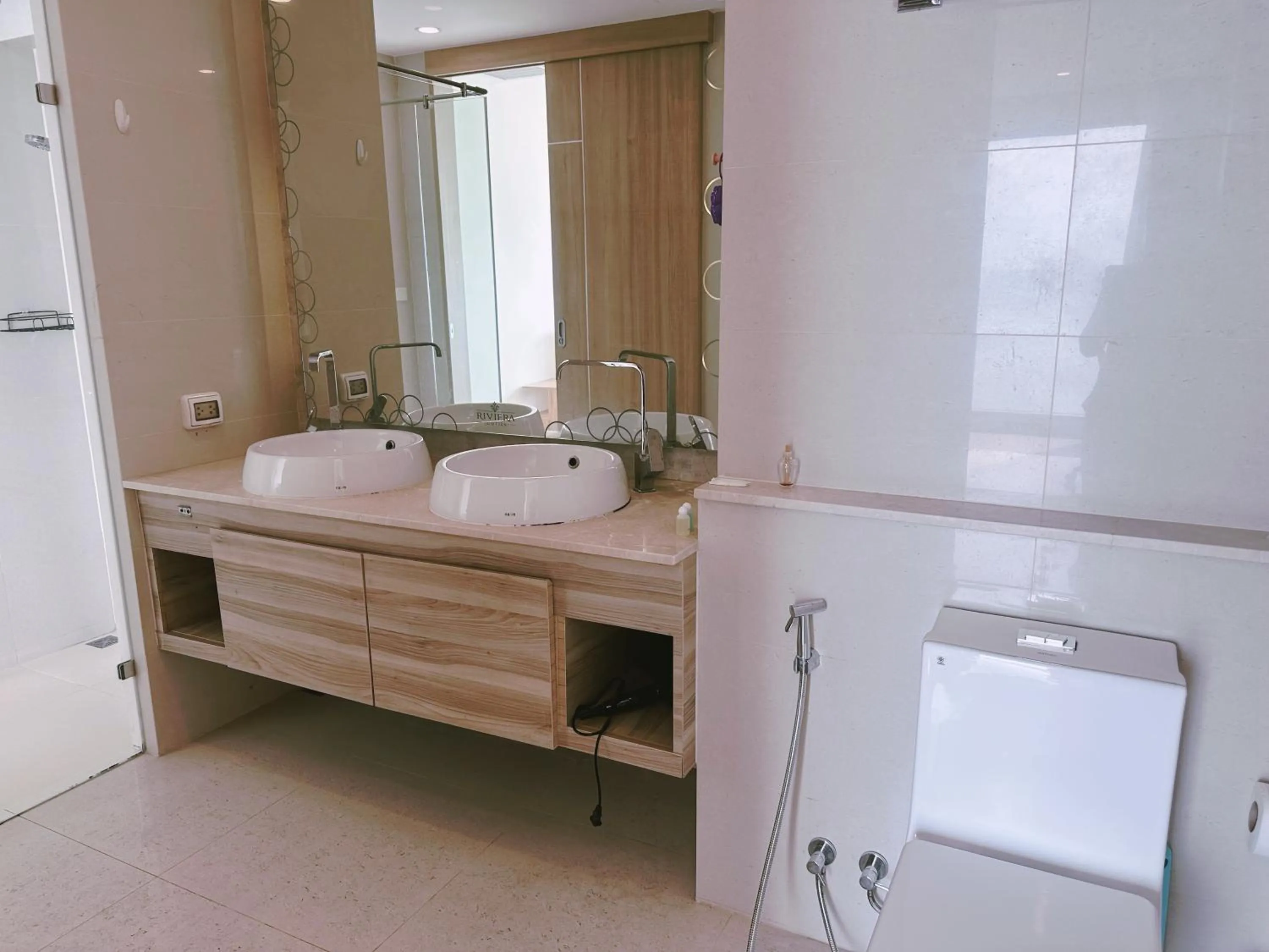 Riviera Jomtien by Daisy Pattaya